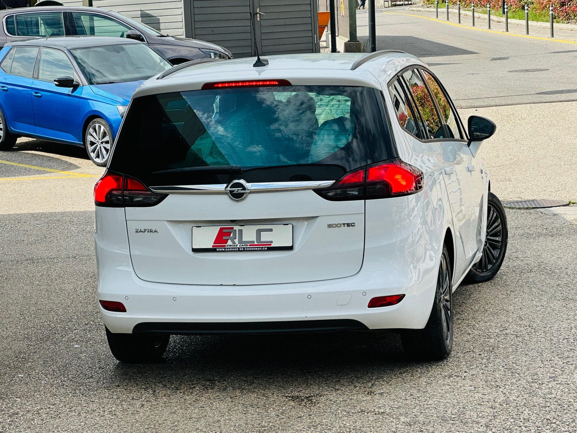 OPEL Zafira 1.6i Turbo 120 Years-image-9