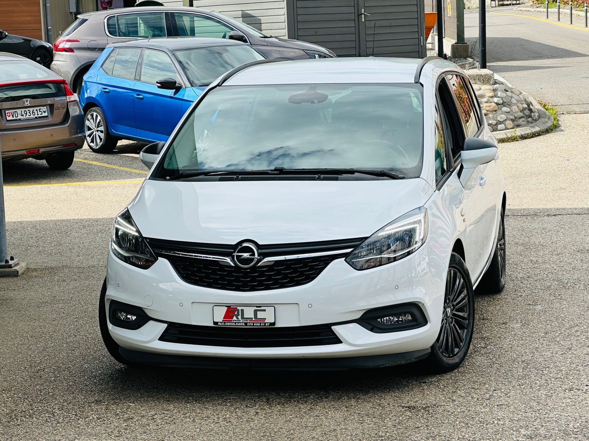 OPEL Zafira 1.6i Turbo 120 Years-image-4