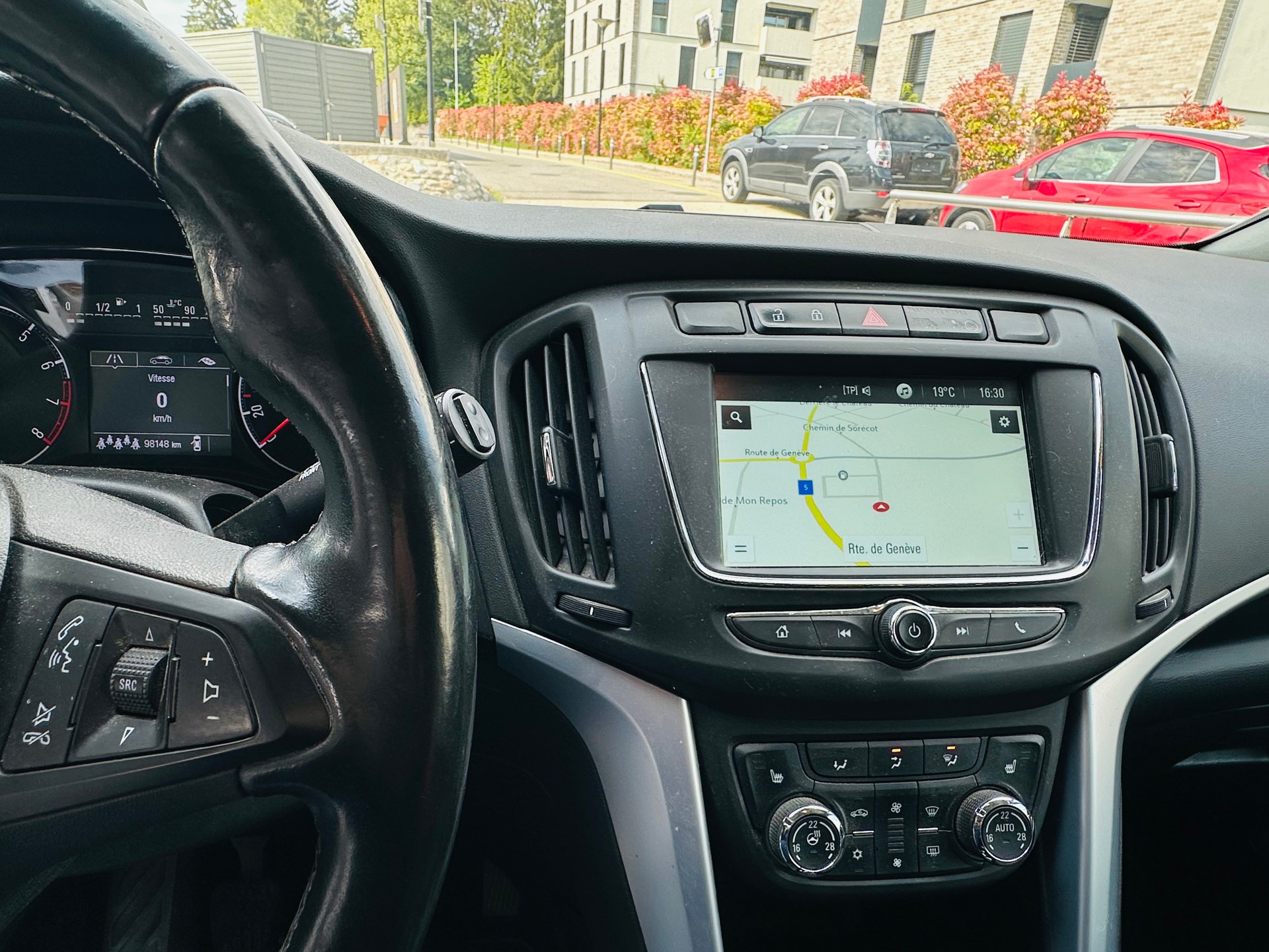 OPEL Zafira 1.6i Turbo 120 Years-image-11