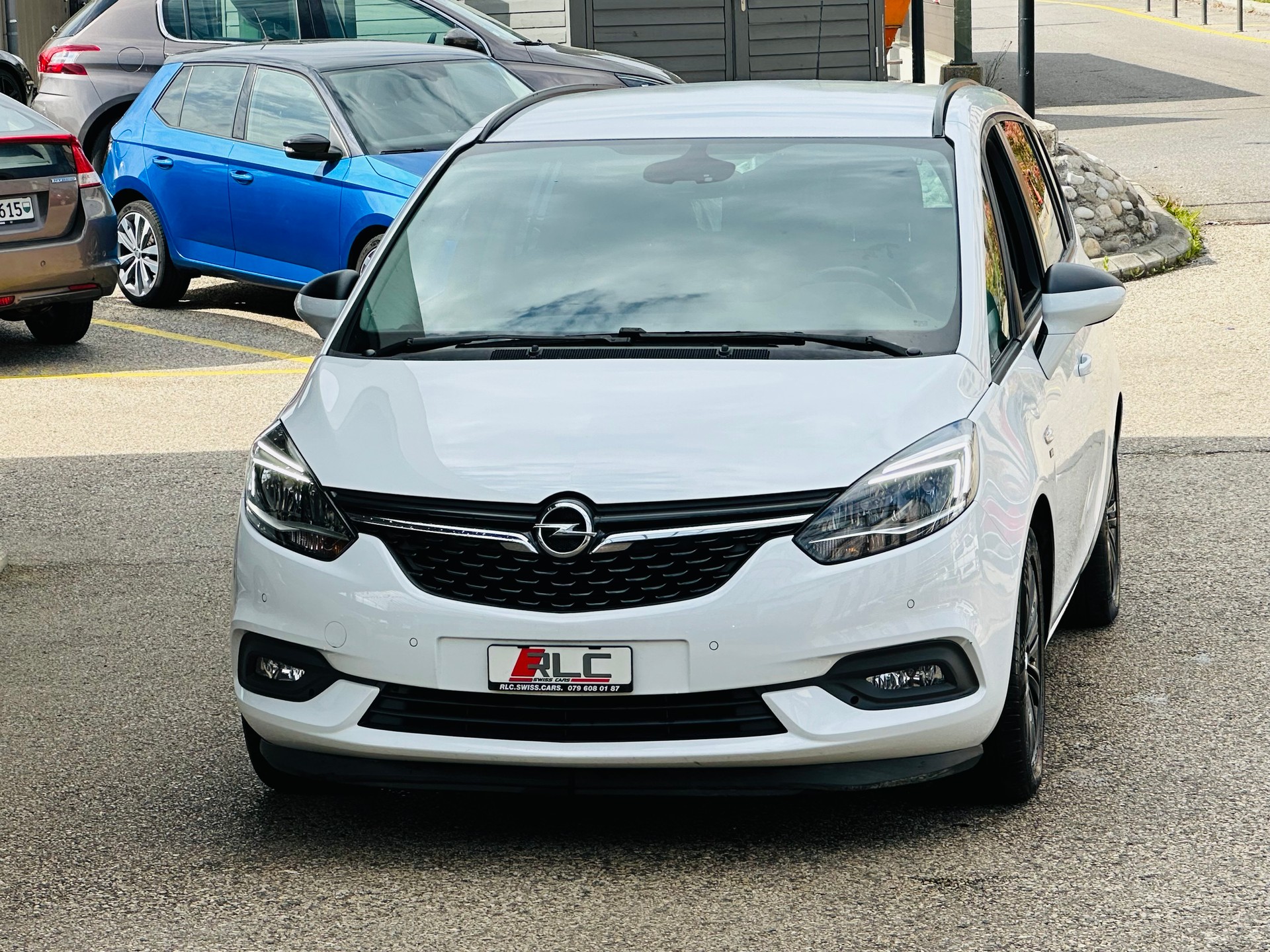 OPEL Zafira 1.6i Turbo 120 Years-image-5