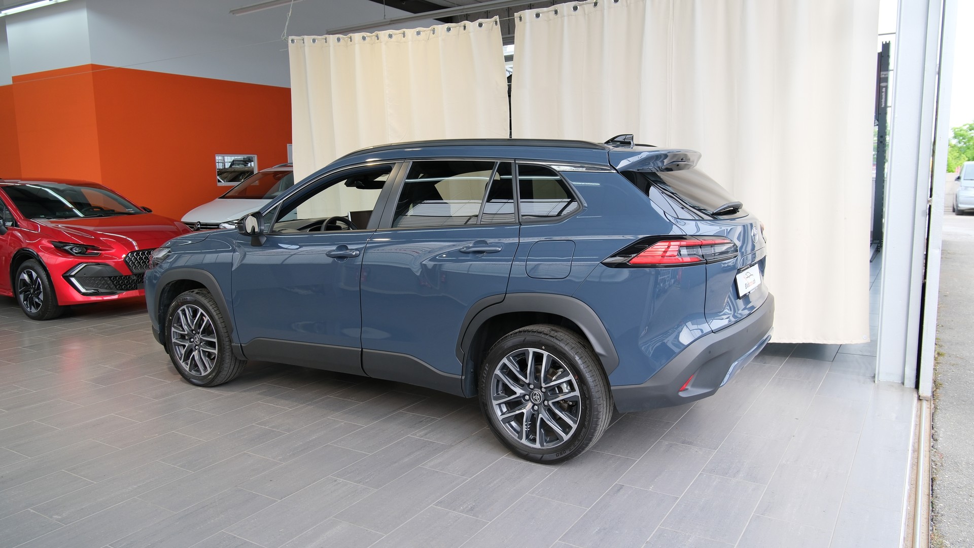 TOYOTA Corolla Cross 2.0 Trend e-CVT-image-10