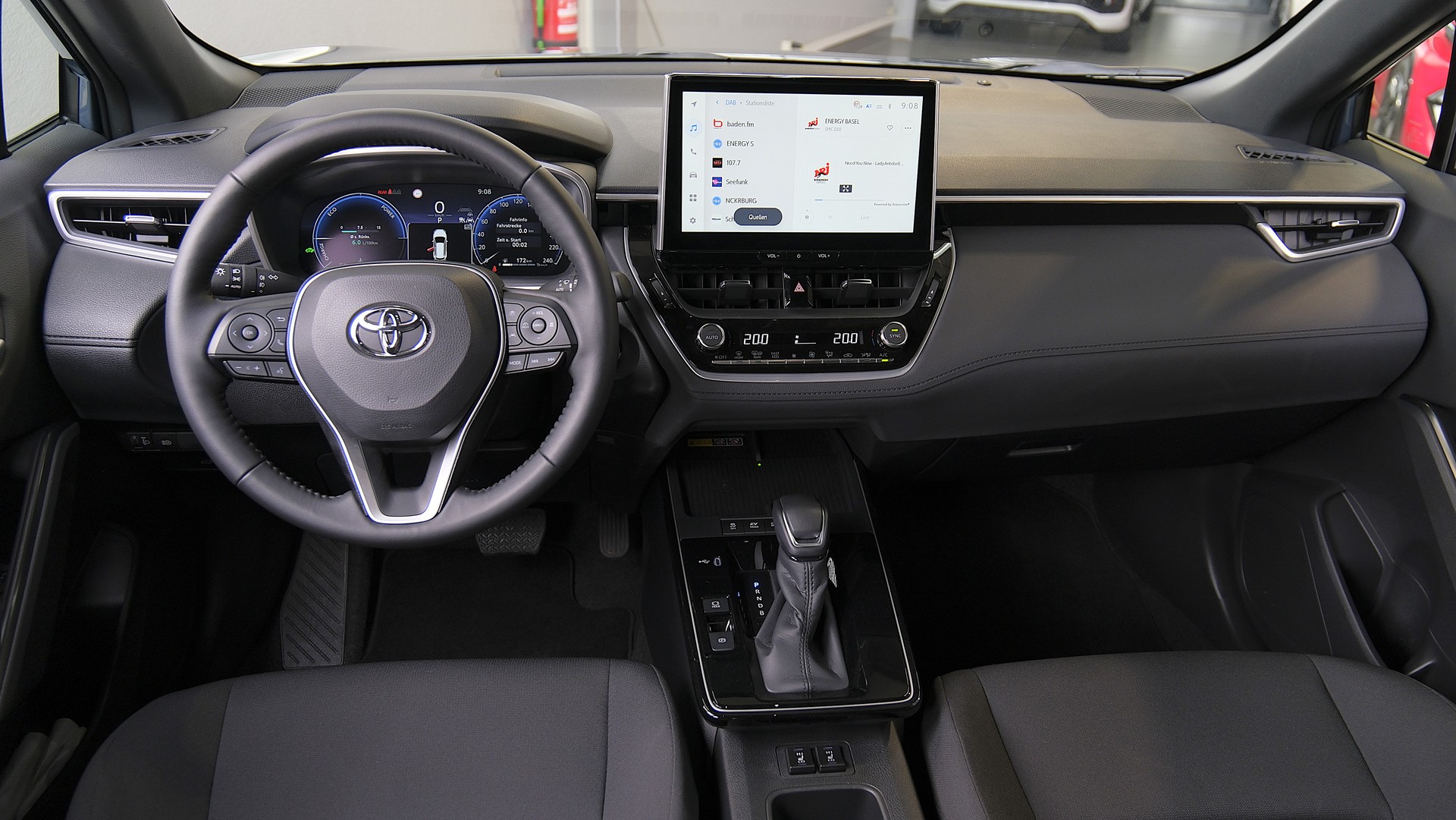 TOYOTA Corolla Cross 2.0 Trend e-CVT-image-5