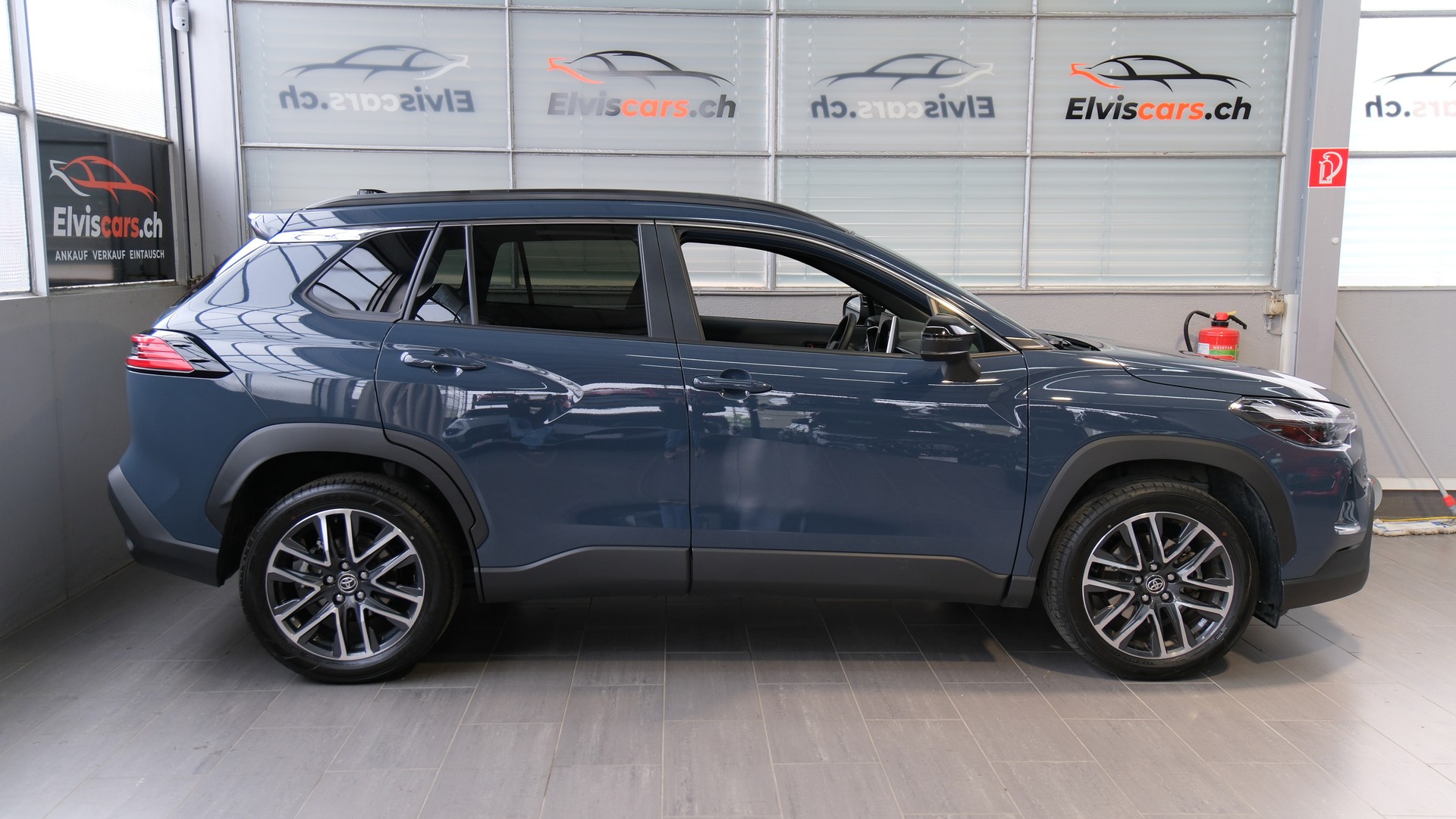TOYOTA Corolla Cross 2.0 Trend e-CVT-image-26