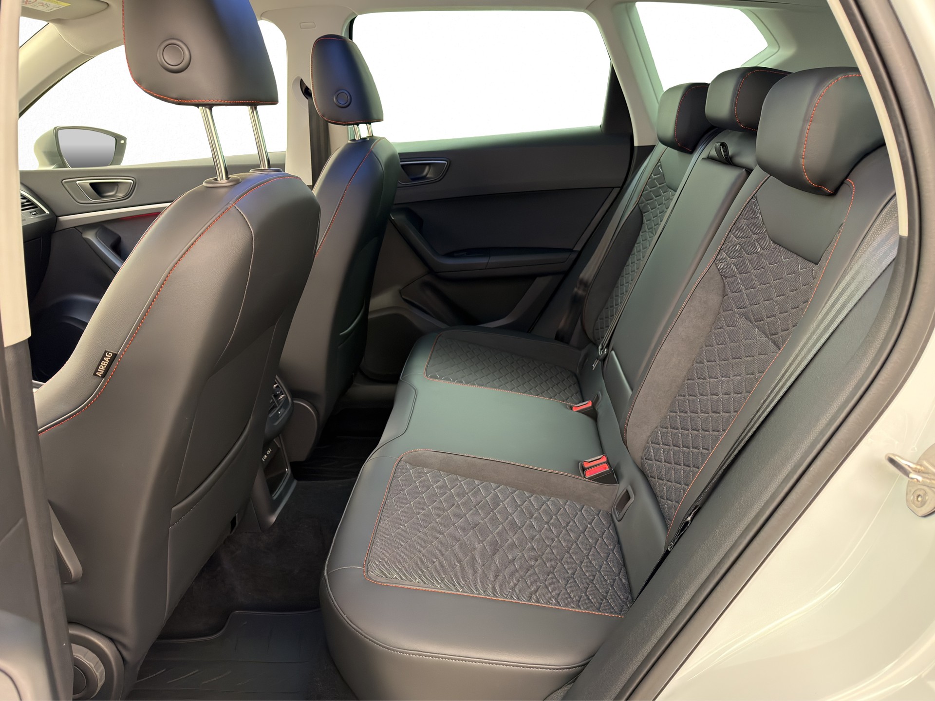 SEAT Ateca 1.5 TSI FR DSG-image-8