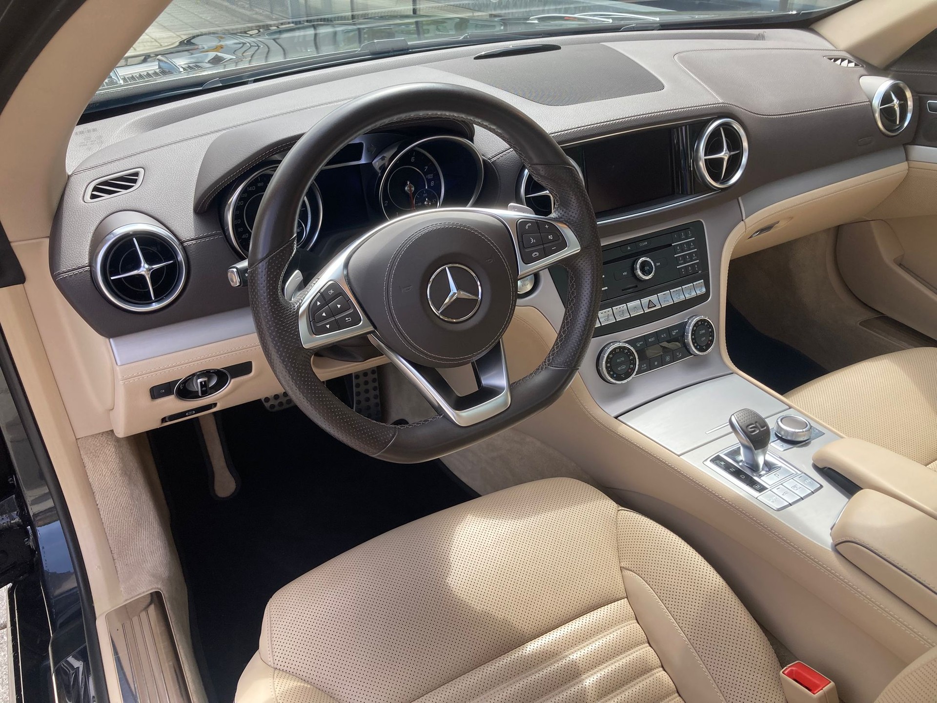 MERCEDES-BENZ SL 400 9G-Tronic-image-9