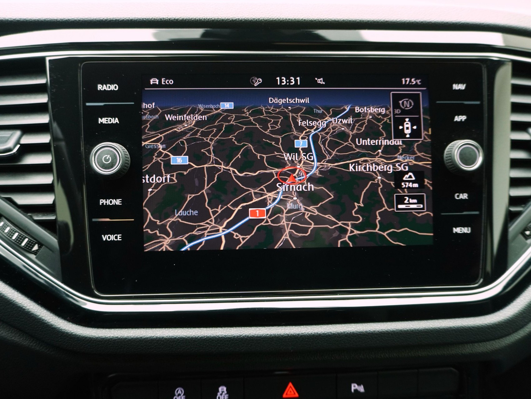 VW T-Roc 2.0 TSI R DSG 4Motion-image-23