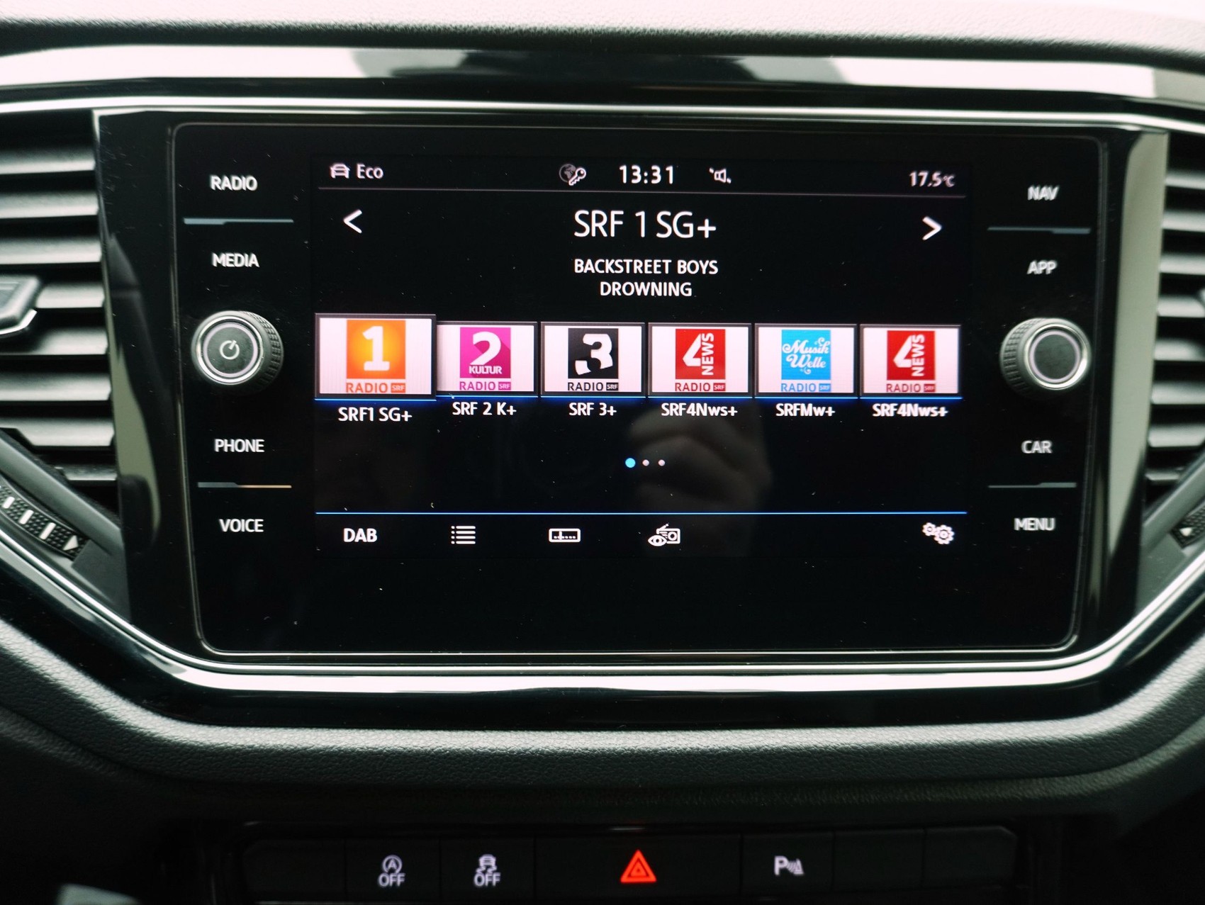 VW T-Roc 2.0 TSI R DSG 4Motion-image-20