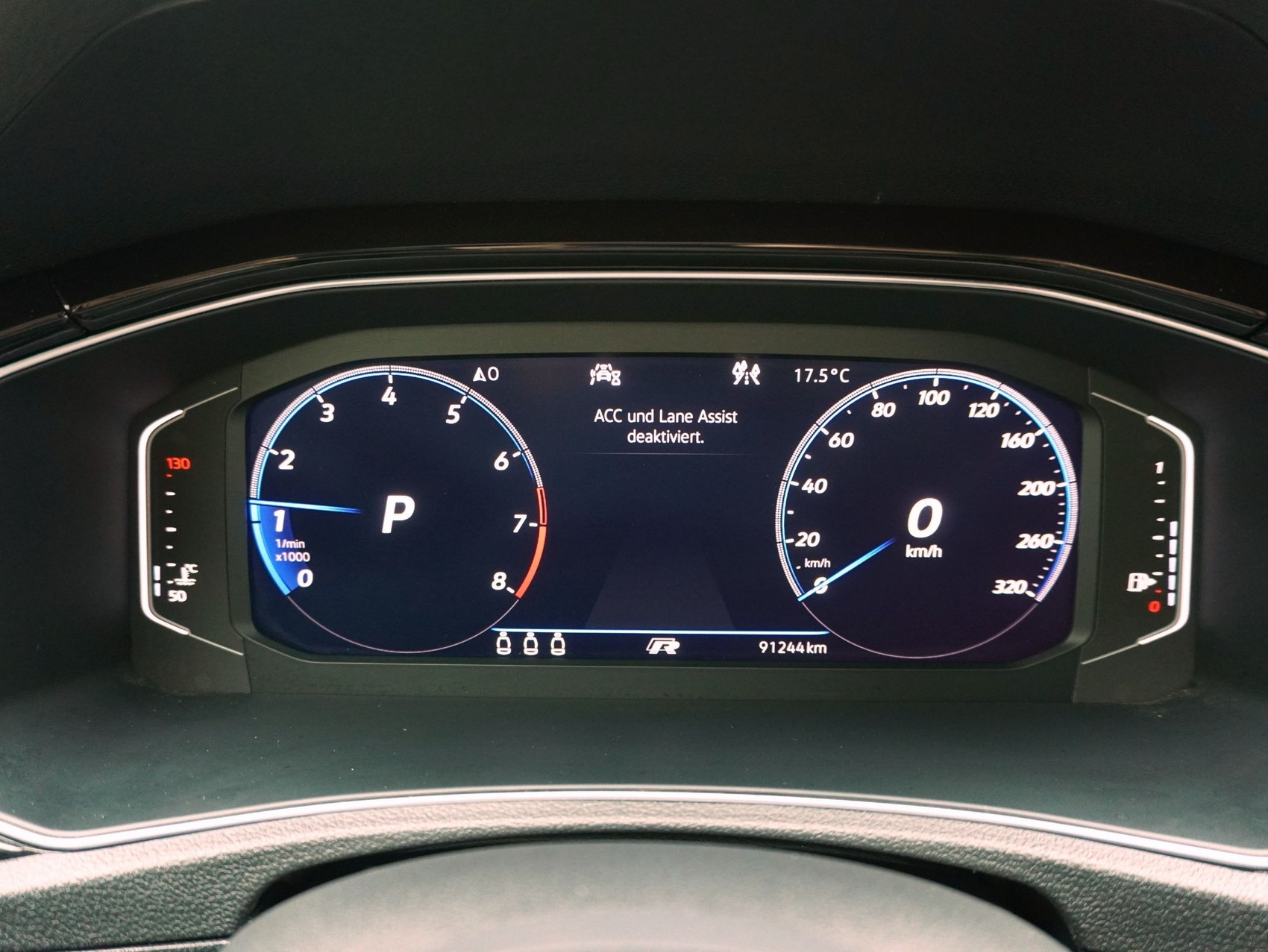 VW T-Roc 2.0 TSI R DSG 4Motion-image-16