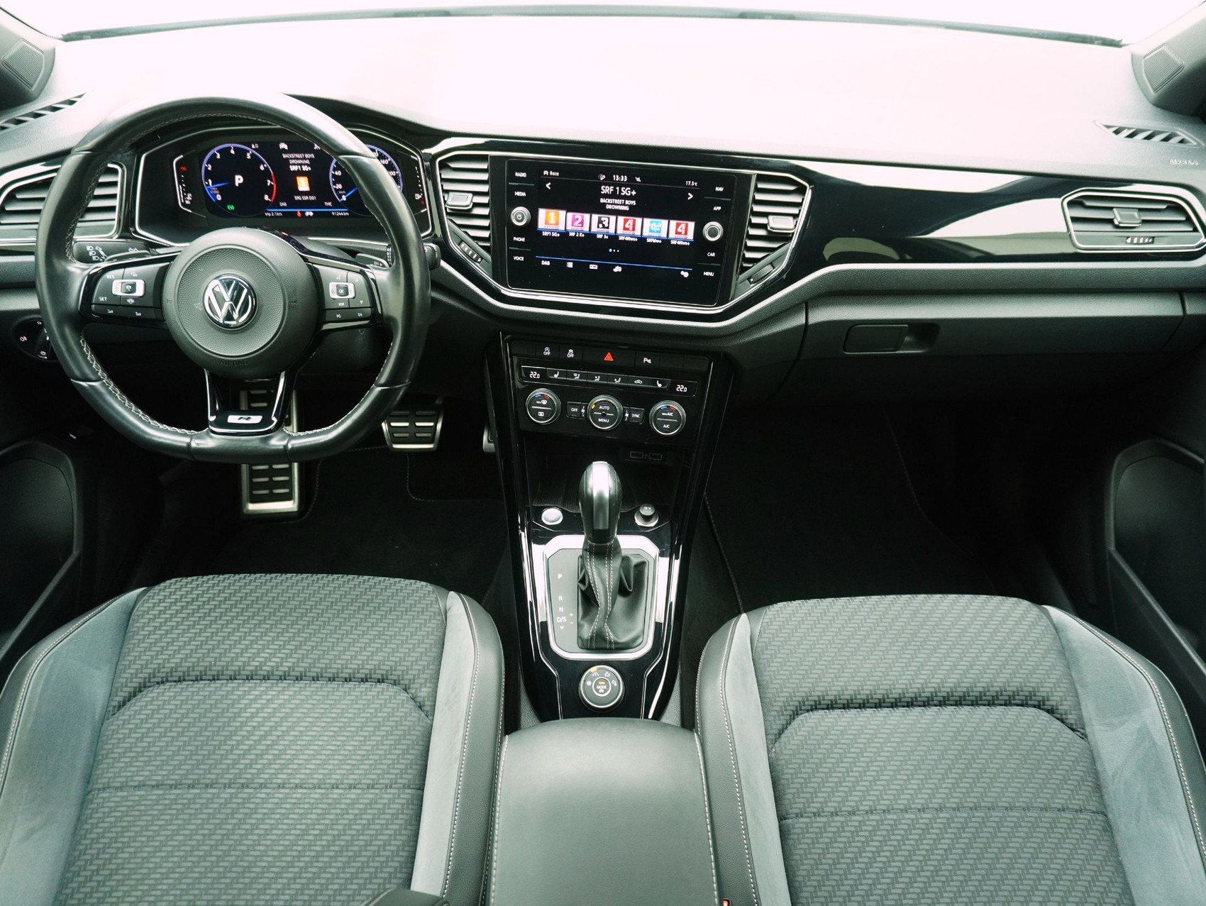 VW T-Roc 2.0 TSI R DSG 4Motion-image-14