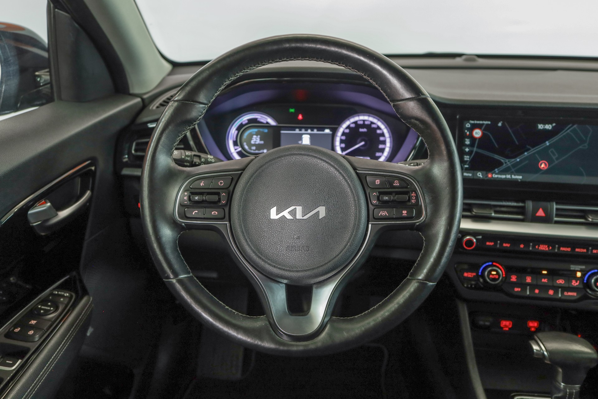 KIA Niro 1.6GDi Hybrid Power DCT-image-10