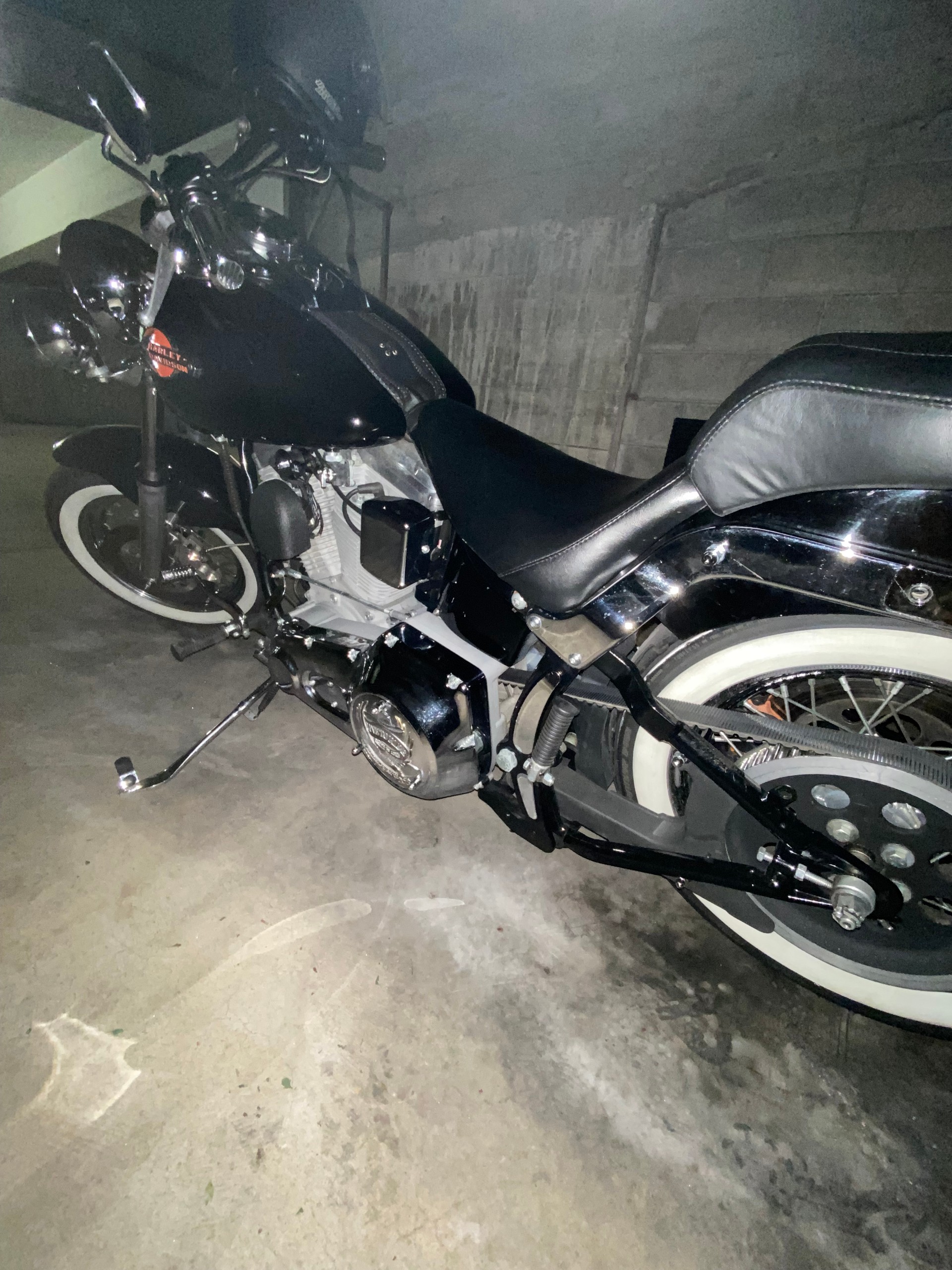 HARLEY-DAVIDSON FXST-image-3