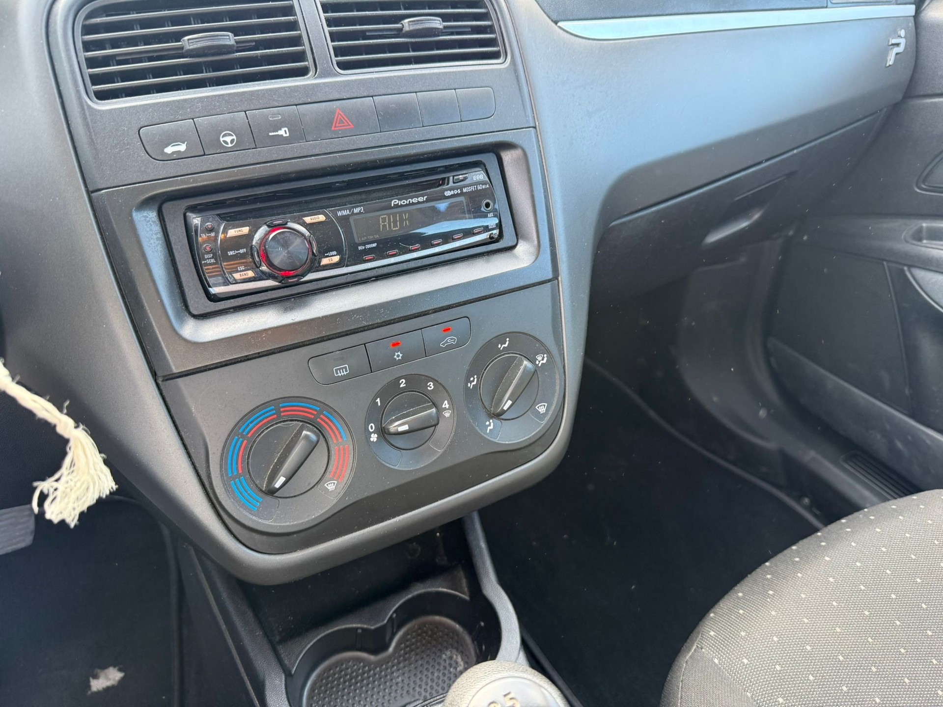 FIAT Punto 1.4 Active-image-9