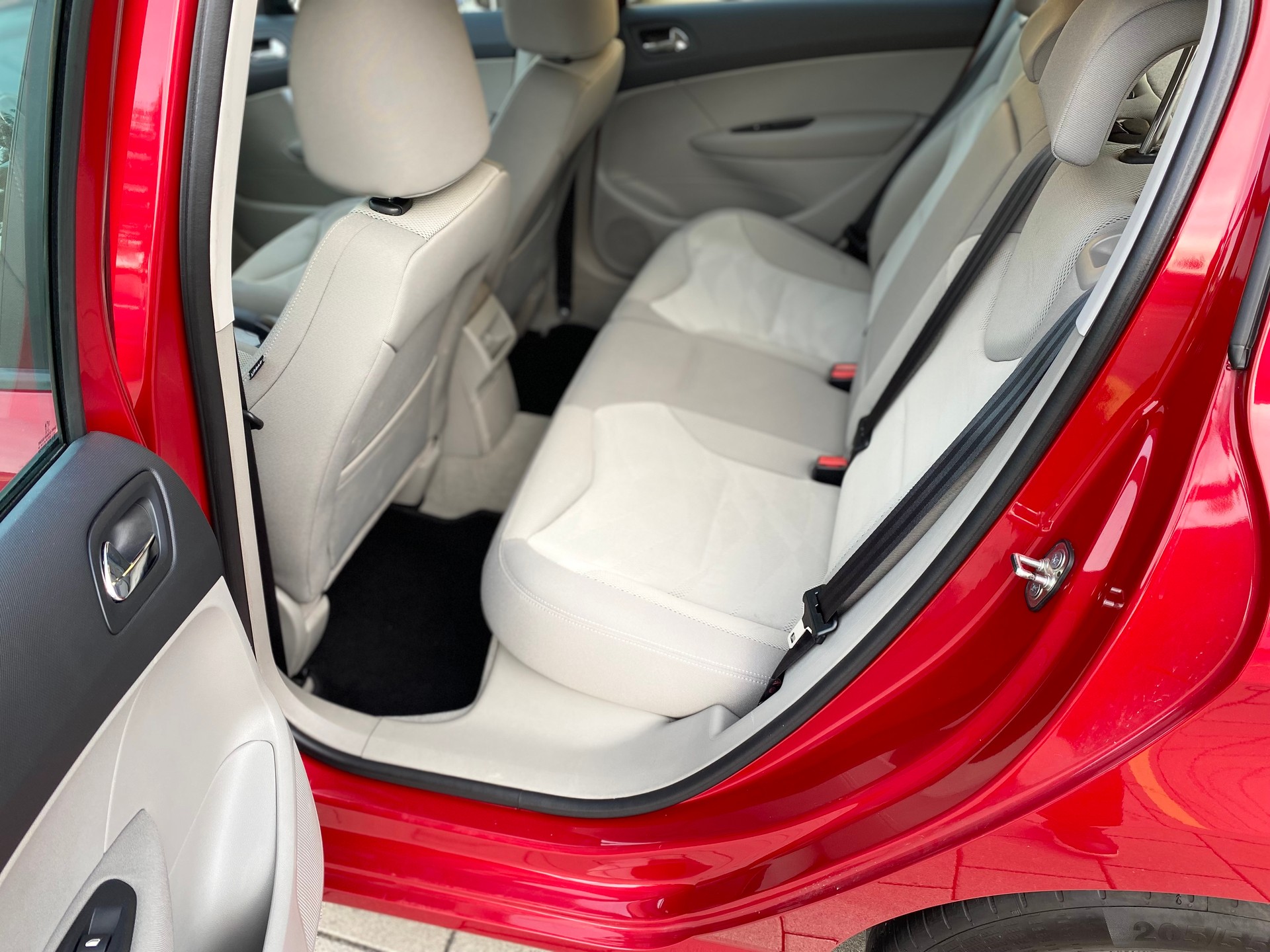 PEUGEOT 308 1.6 16V VTI Active-image-8