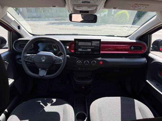 RENAULT Twingo E-Tech Urban Range techno-image-5