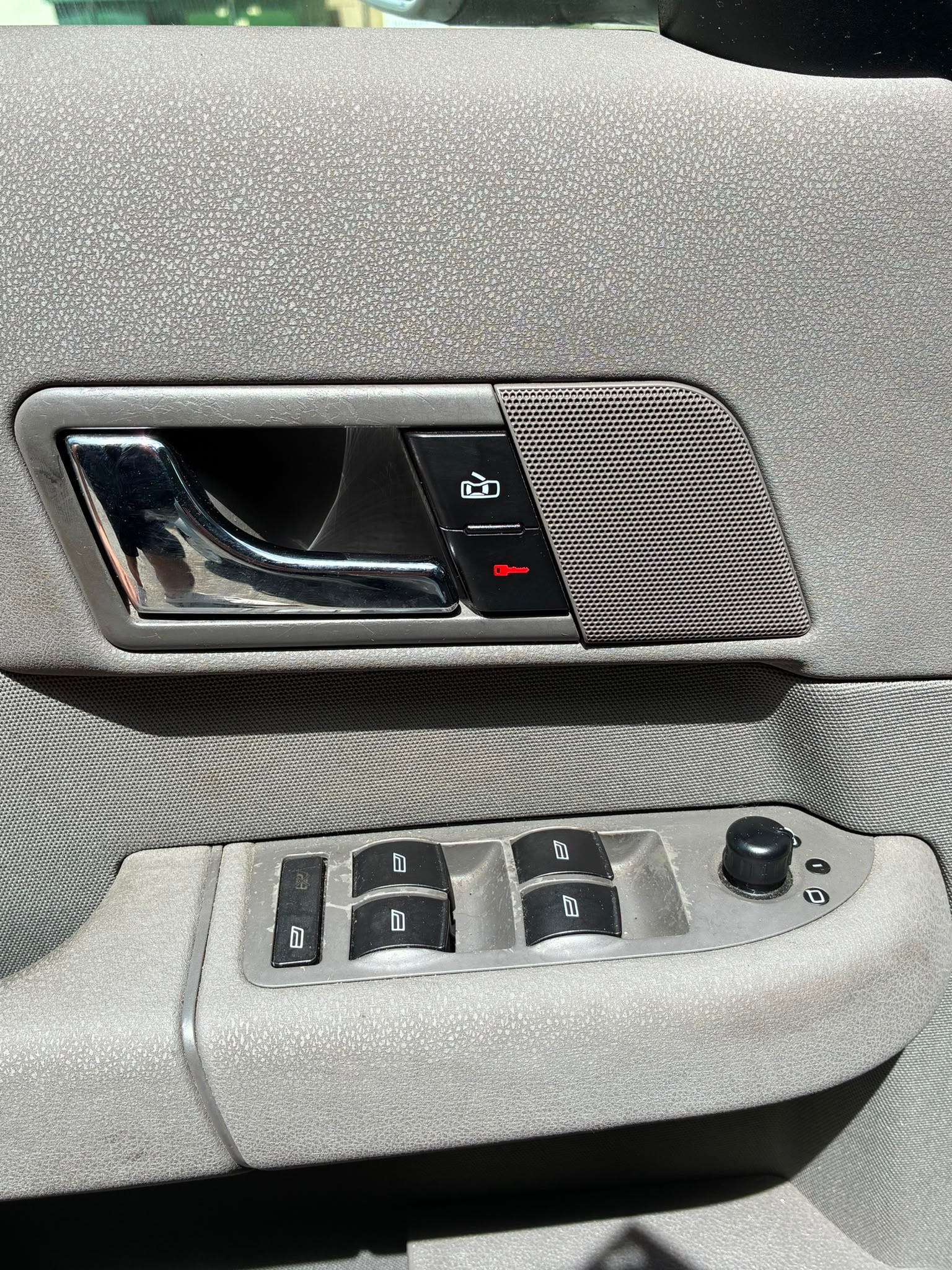AUDI A2 1.4-image-10