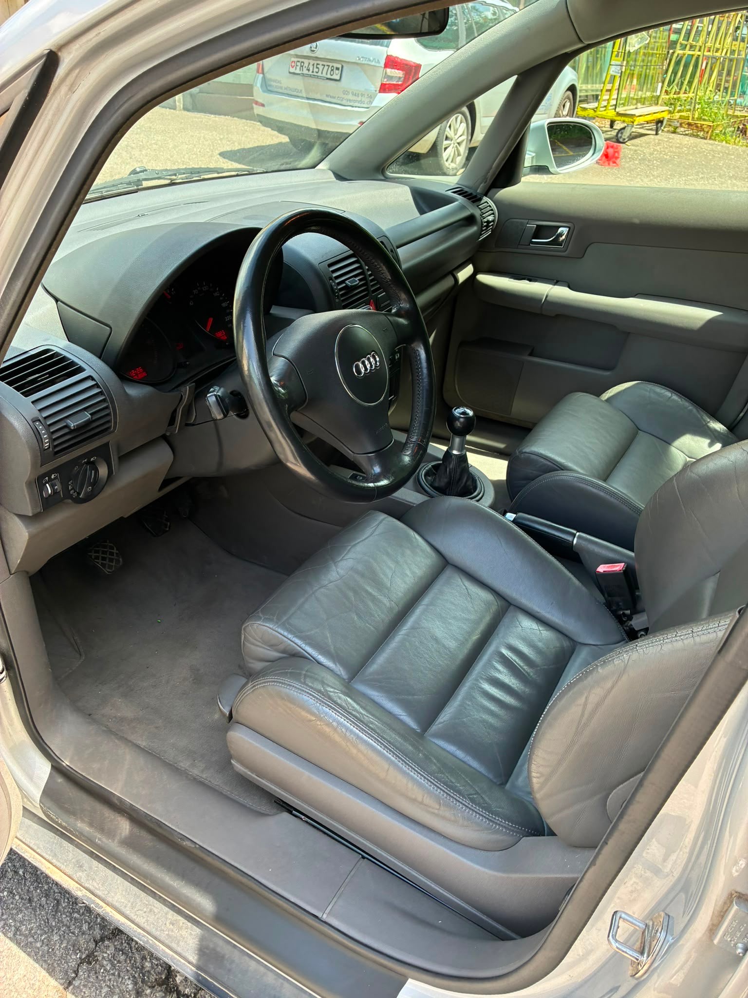 AUDI A2 1.4-image-4