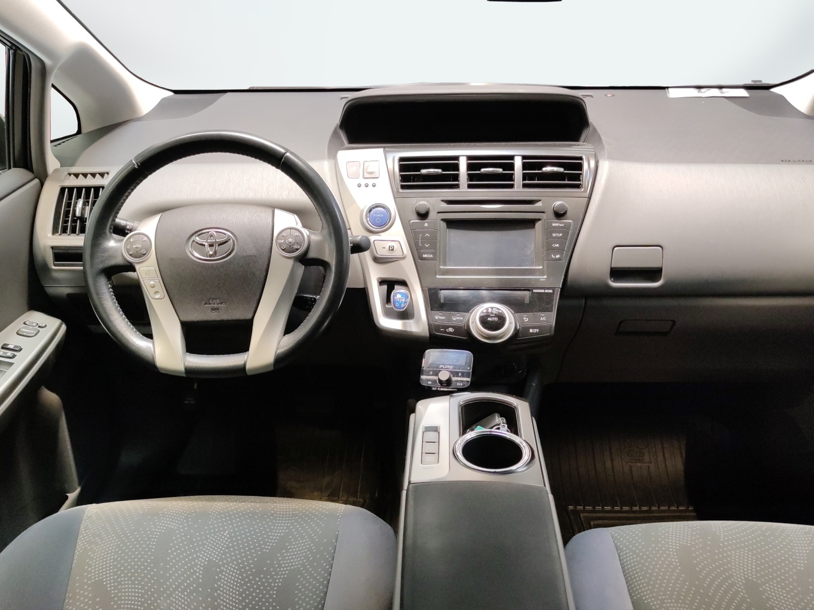 TOYOTA Prius+ Wagon 1.8 VVTi HSD Luna-image-11