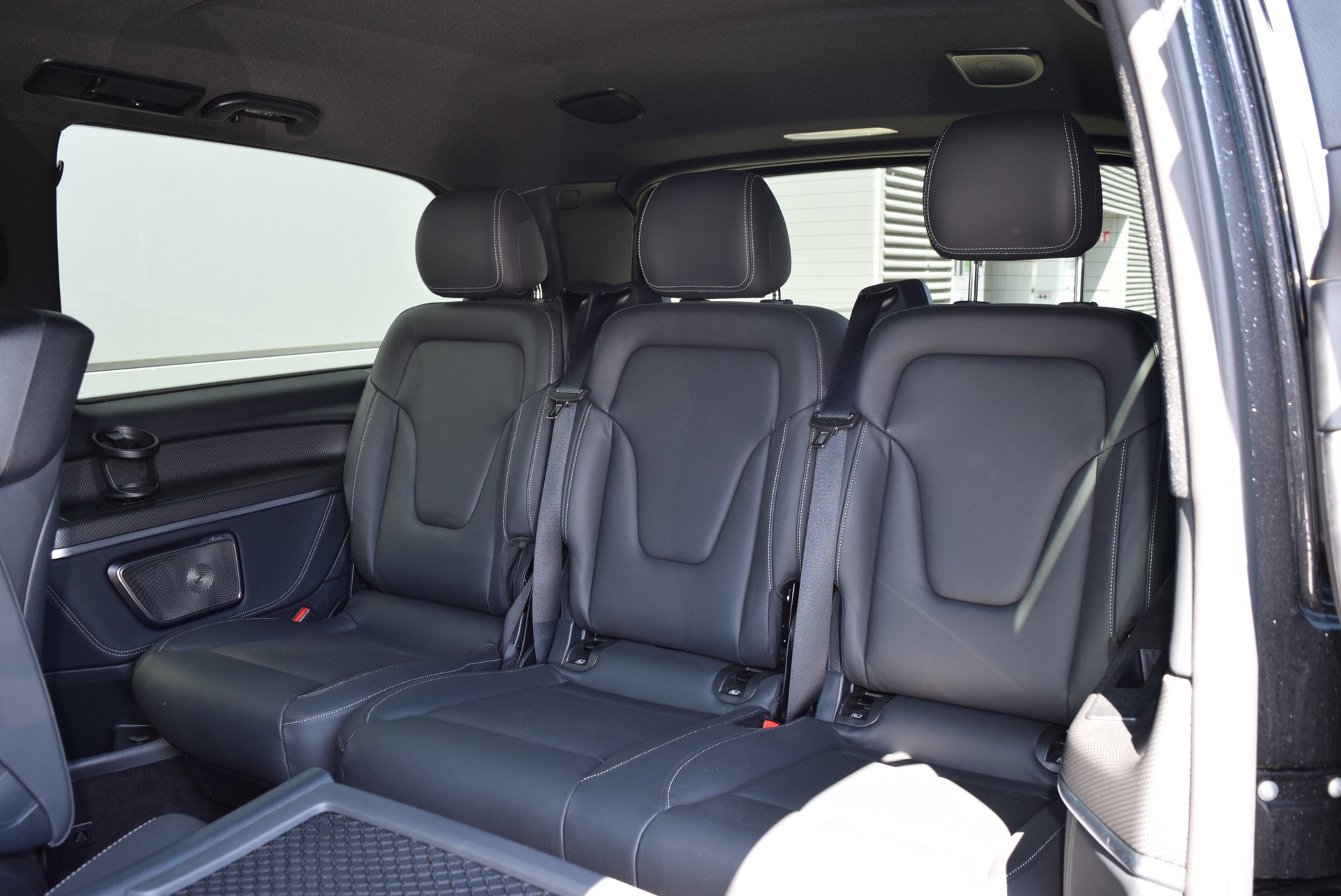MERCEDES-BENZ V 300 d lang Style 9G-Tronic-image-7