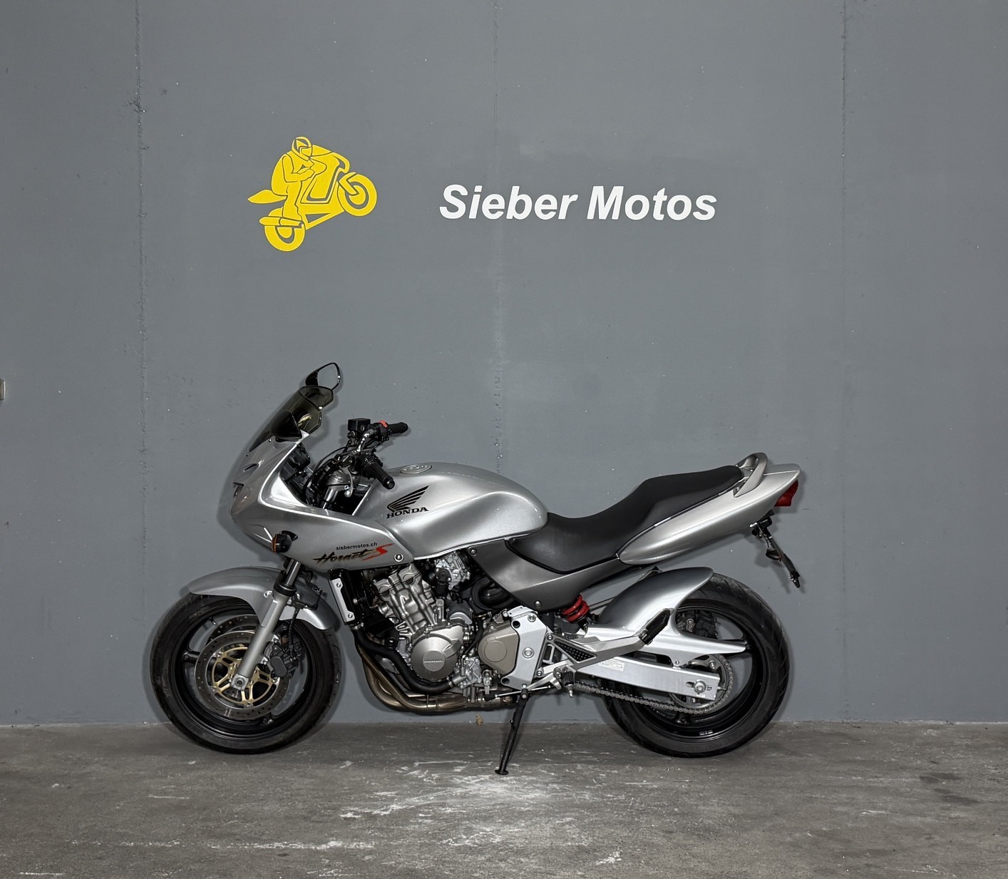 HONDA CB 600 F Hornet-S-showroom-element-2