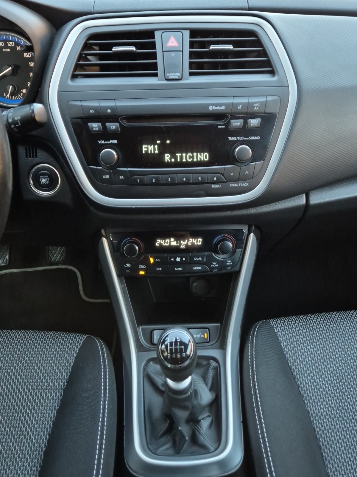 SUZUKI SX4 S-Cross 1.6 TD Sergio Cellano Top 4WD-image-11