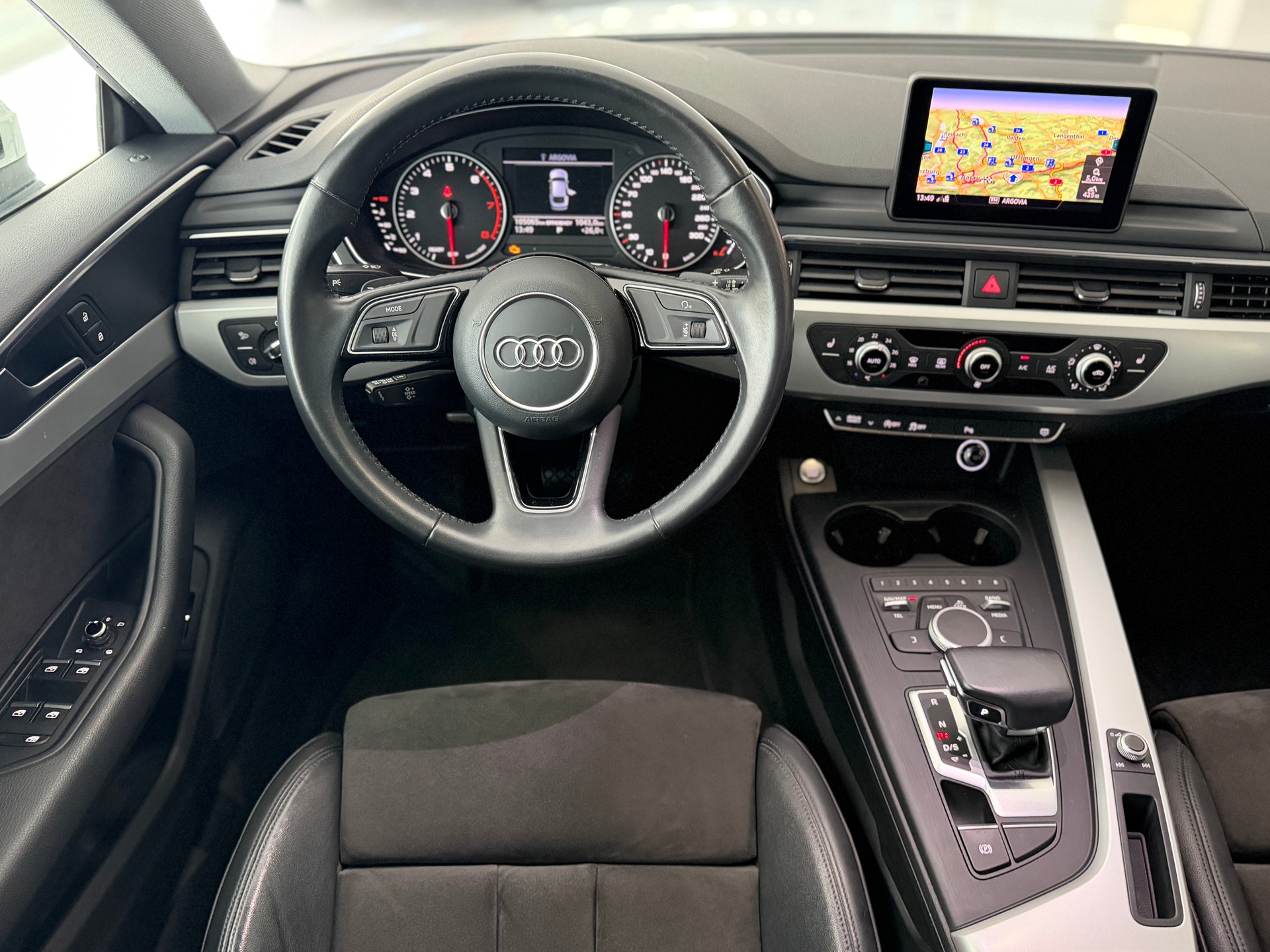 AUDI A5 Sportback 2.0 TFSI S-tronic **AHK**-image-15
