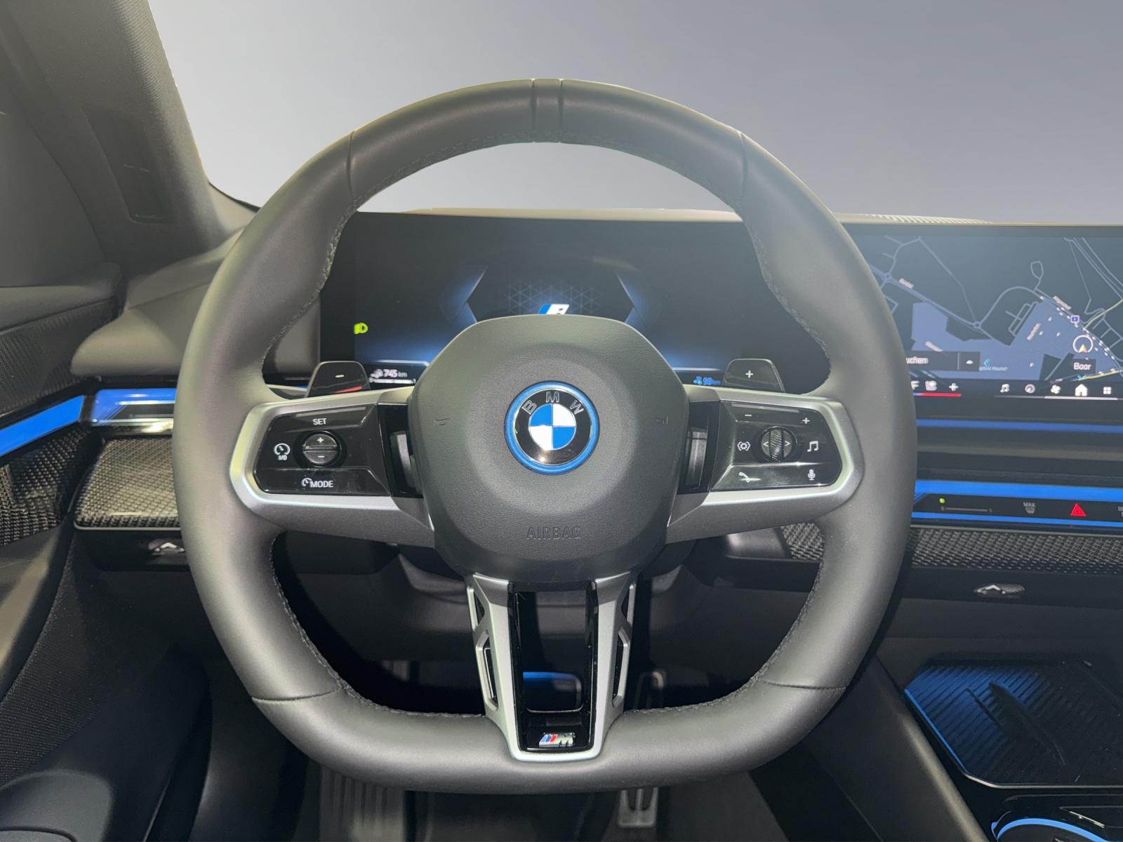 BMW 550e xDrive-image-10