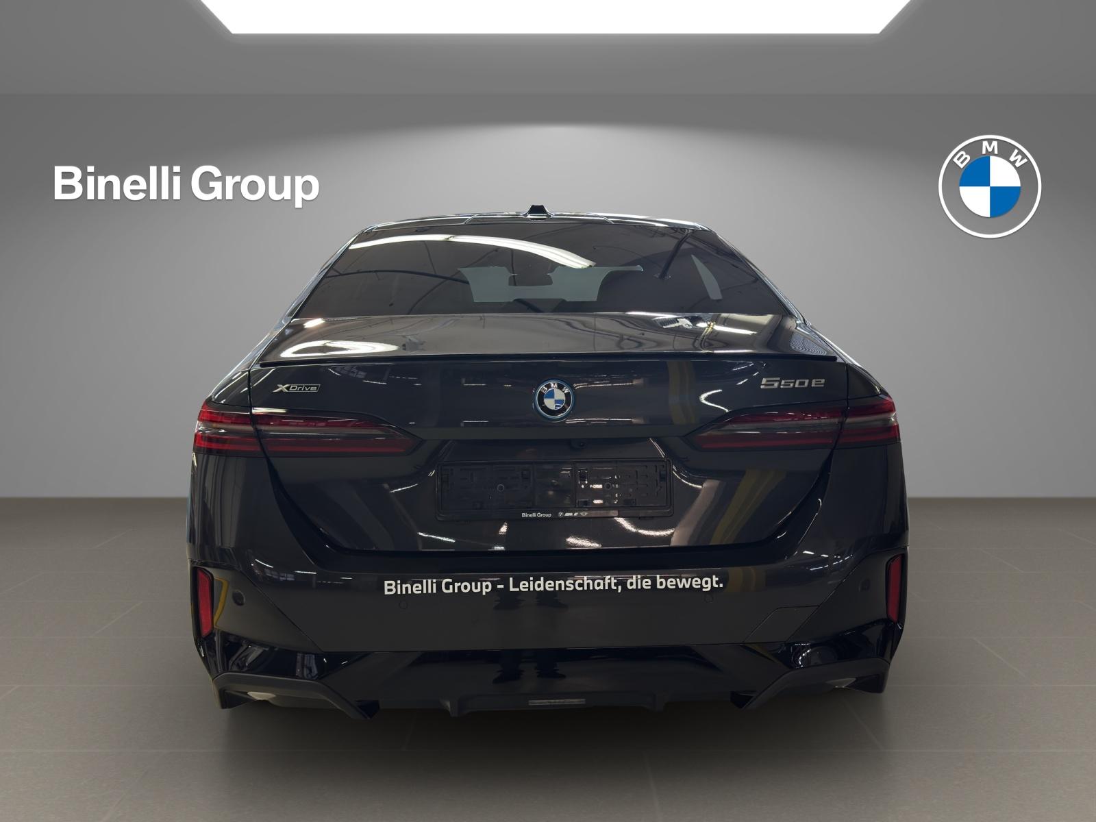 BMW 550e xDrive-image-14