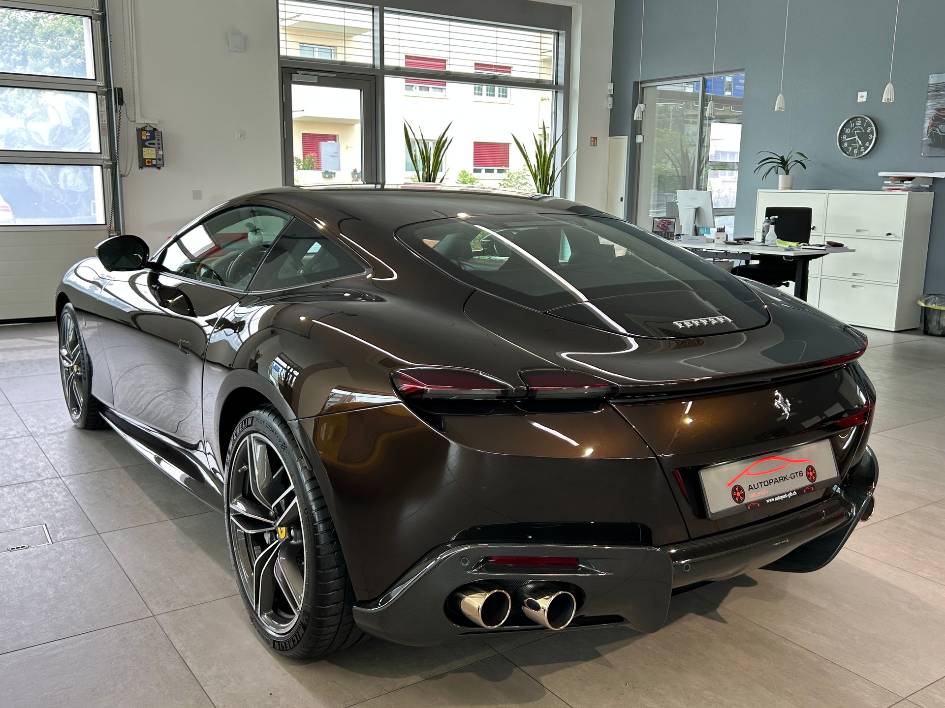 FERRARI Roma 3.9 V8 T-image-5