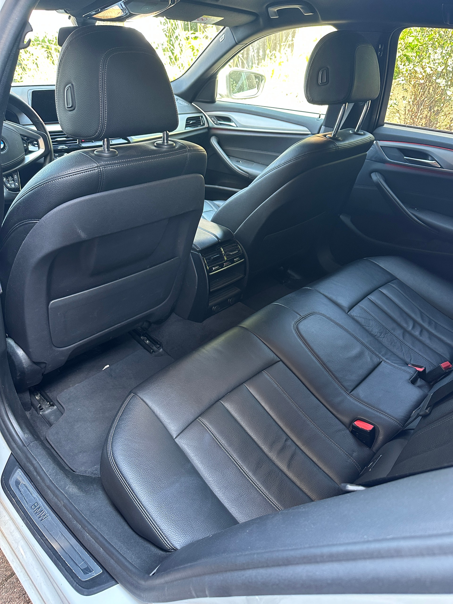 BMW 520d xDrive-image-5