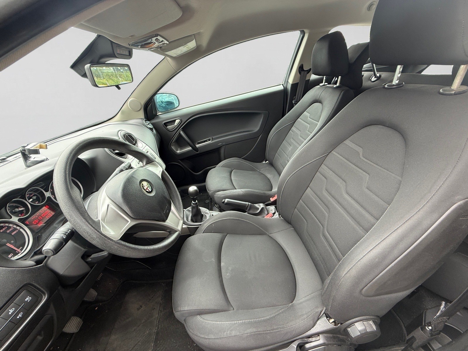 ALFA ROMEO MiTo 1.4 Impression-image-8