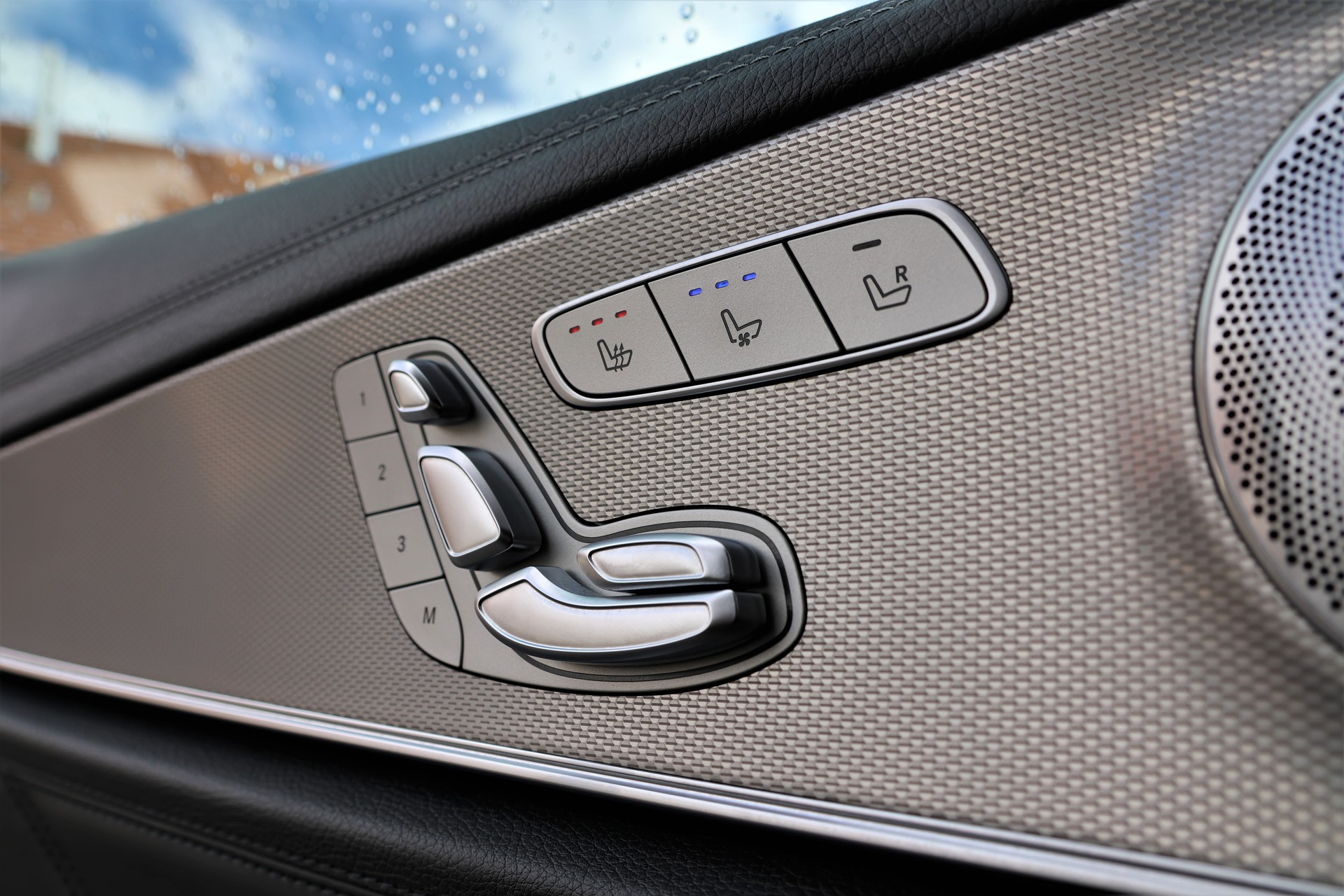 MERCEDES-BENZ E 43 AMG 4Matic 9G-Tronic (CH)-image-12