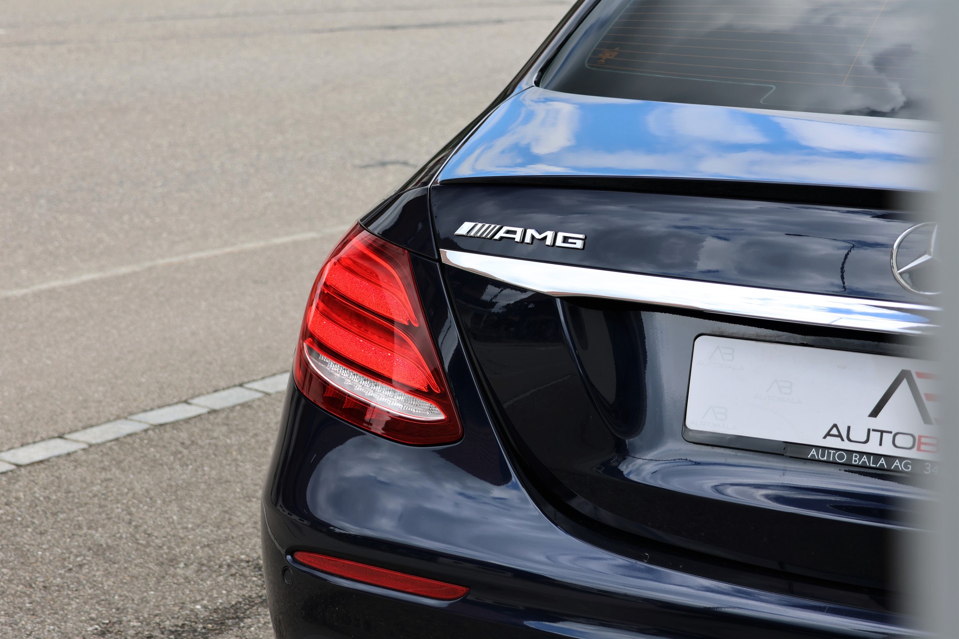 MERCEDES-BENZ E 43 AMG 4Matic 9G-Tronic (CH)-image-5