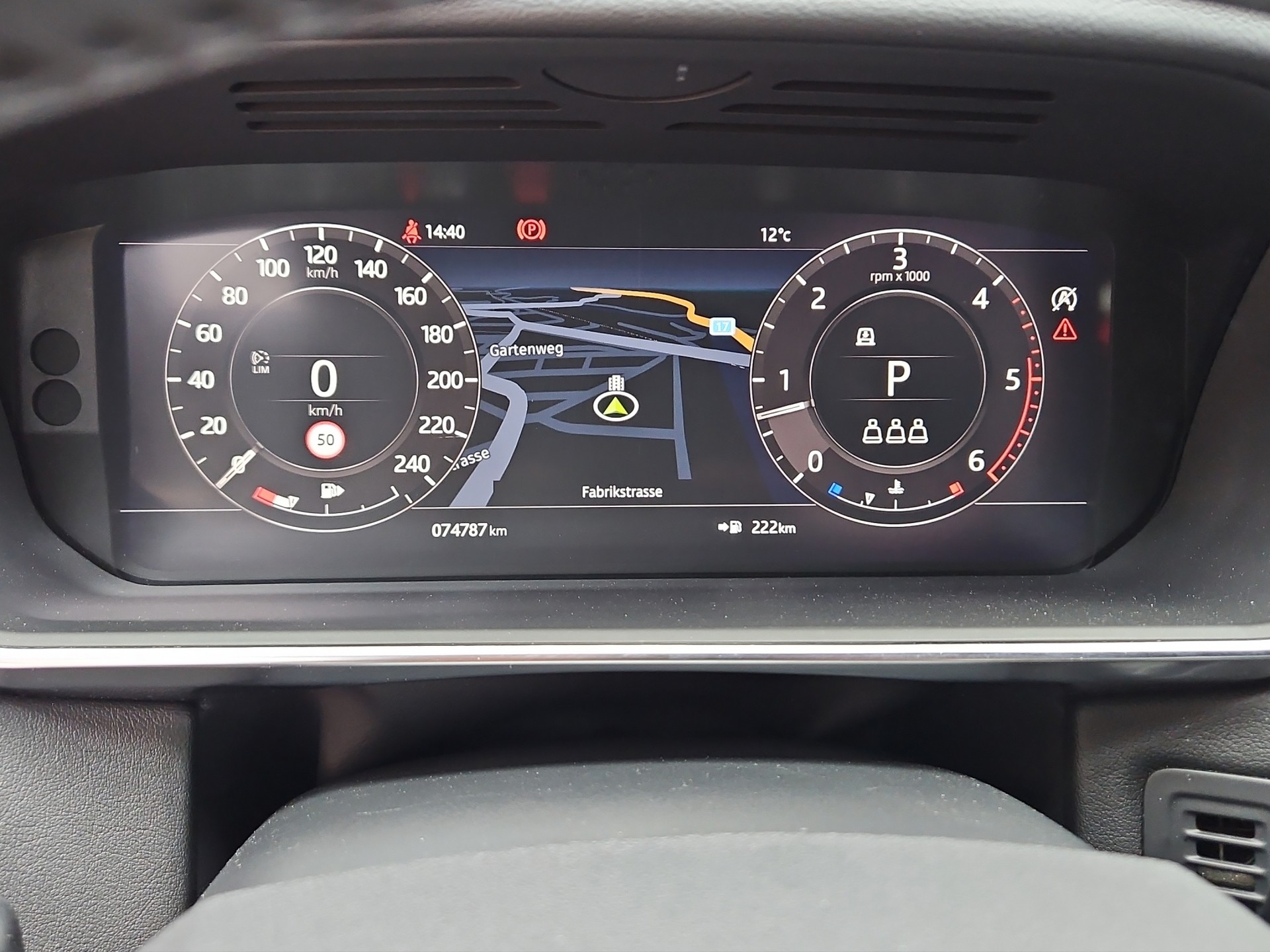 LAND ROVER RR Sport 3.0 SDV6 SE-image-13