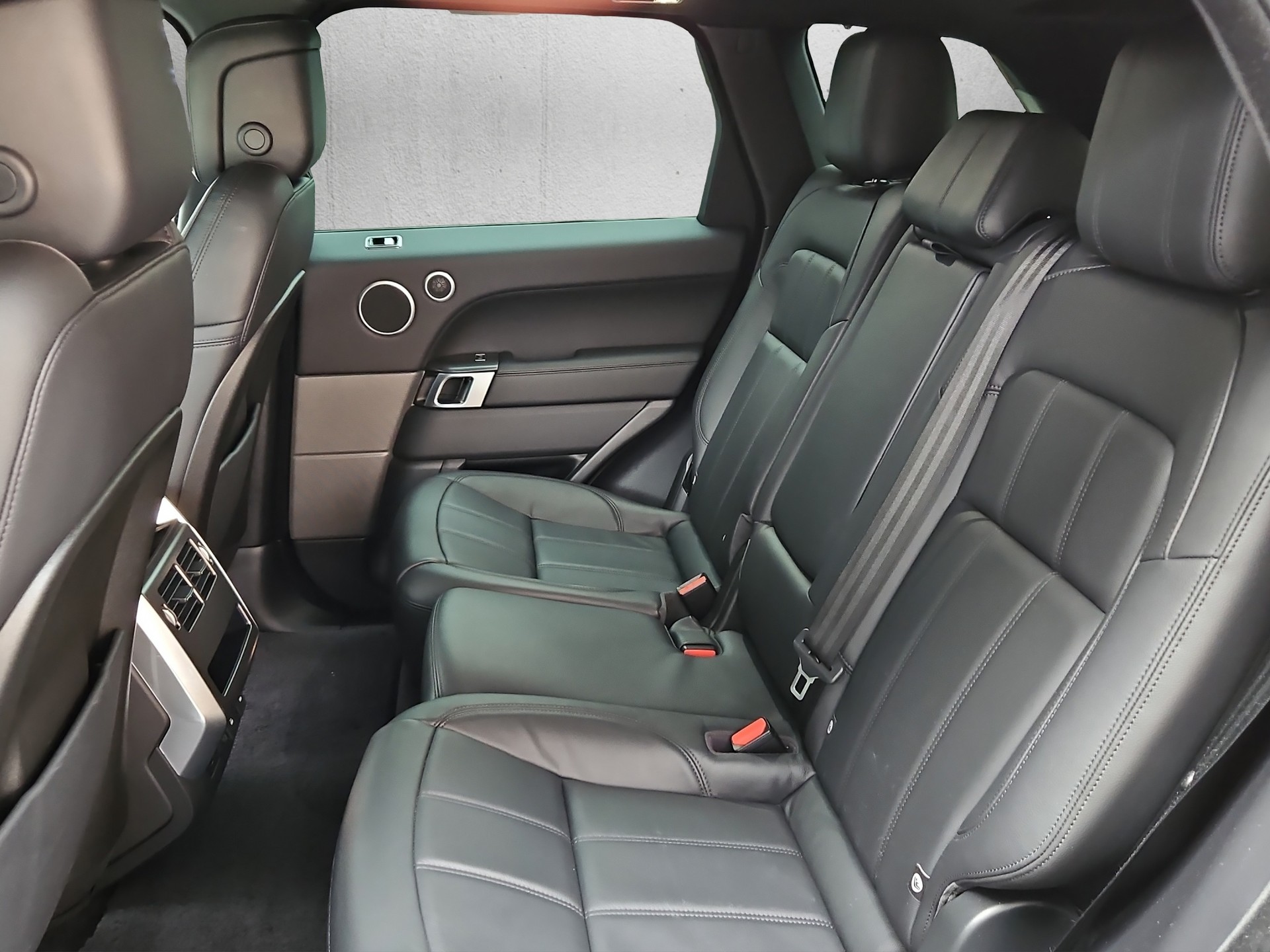 LAND ROVER RR Sport 3.0 SDV6 SE-image-10