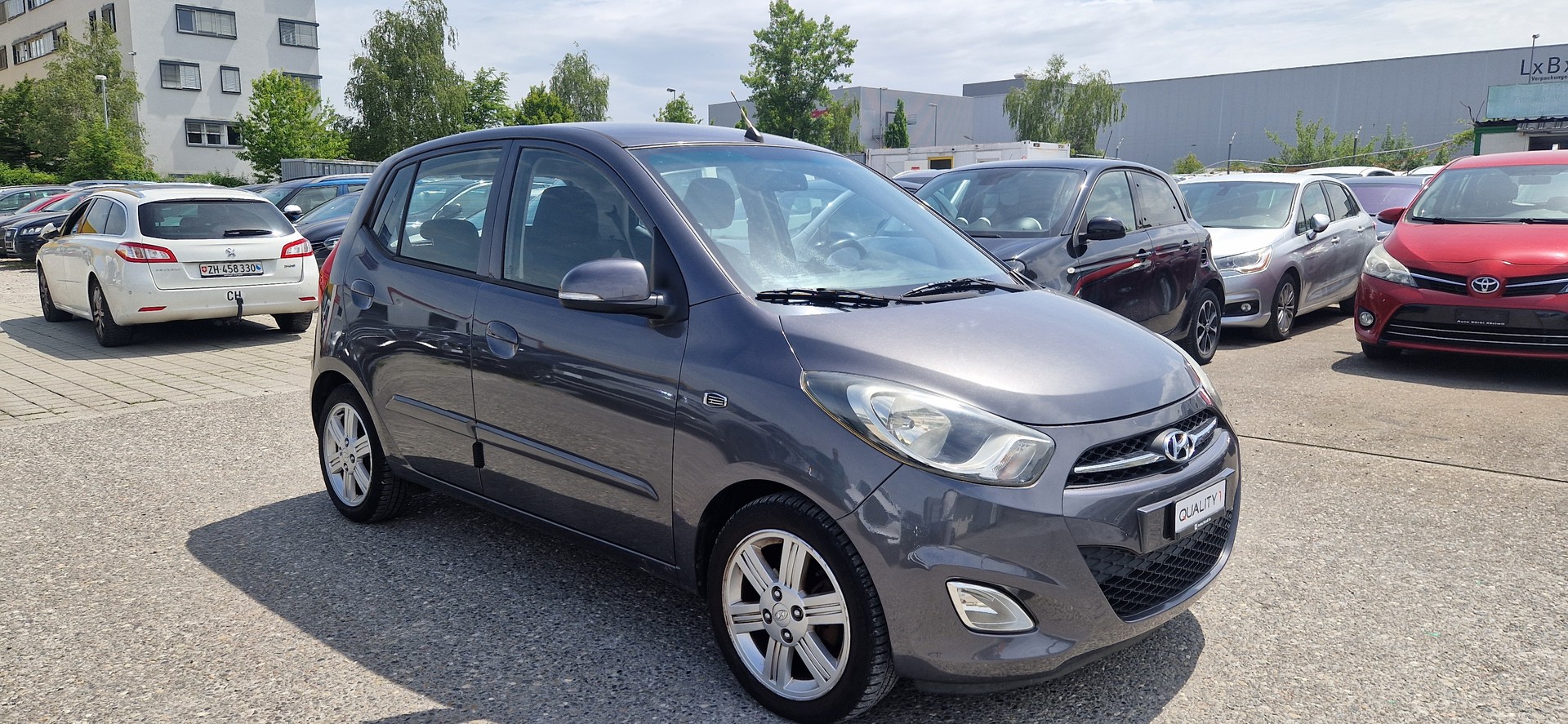 HYUNDAI i10 1.2 Style-image-2