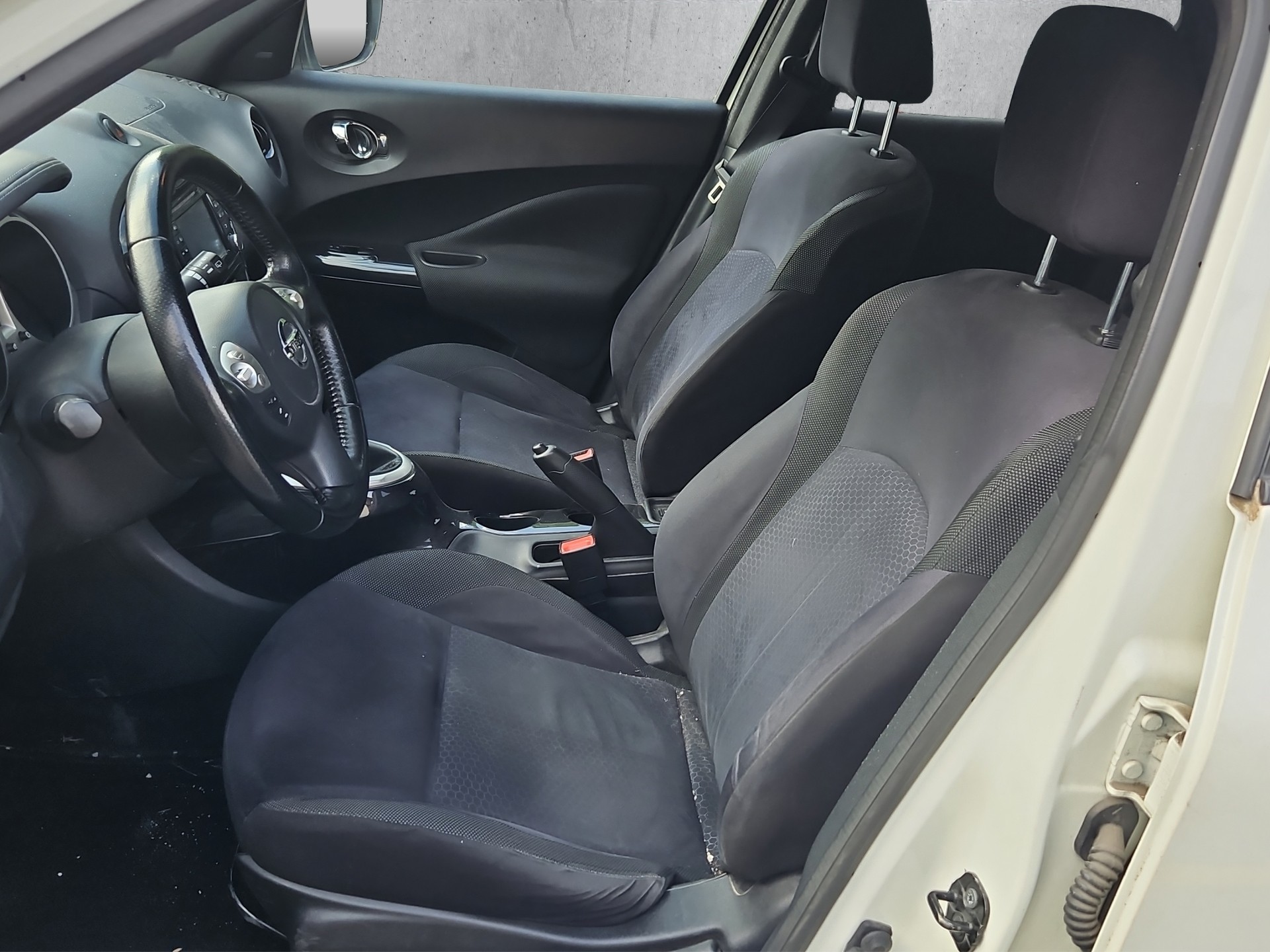 NISSAN Juke 1.2 DIG-T tekna-image-9