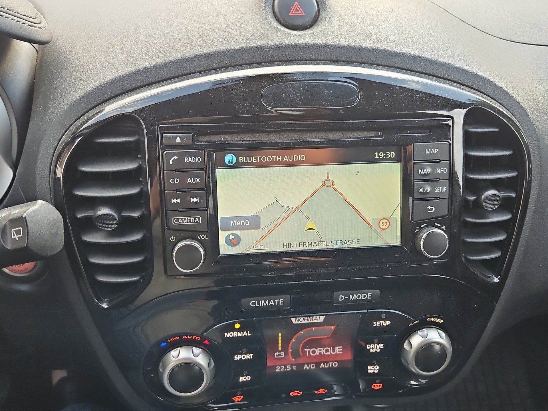 NISSAN Juke 1.2 DIG-T tekna-image-8