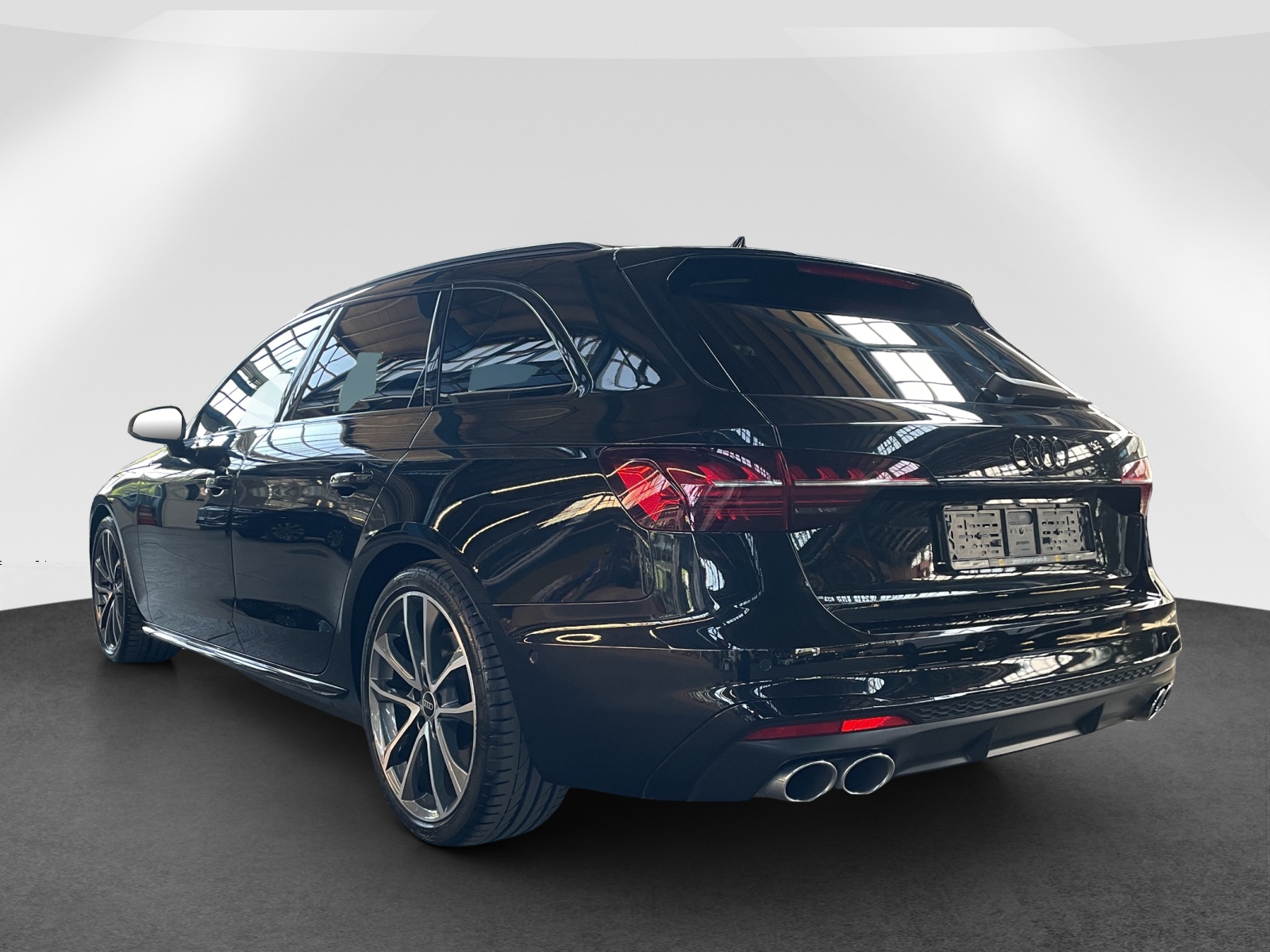 AUDI S4 Avant 3.0 V6 TDI quattro T-Tronic-image-4