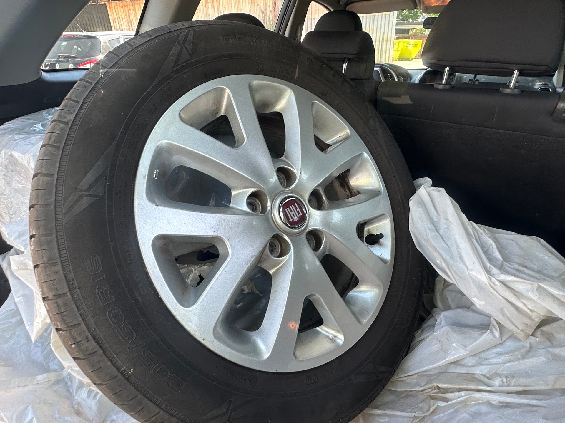 FIAT Sedici 1.6 4WD Emotion-image-9