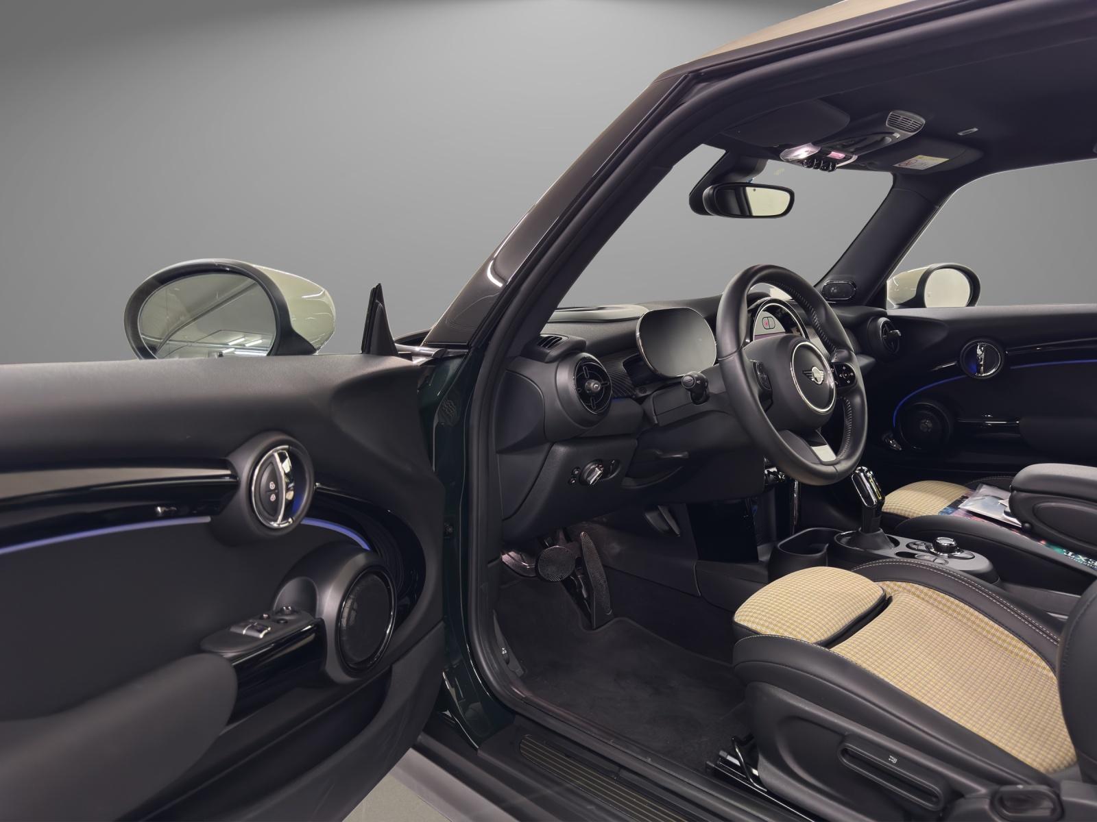 MINI F56 Cooper SE-image-11