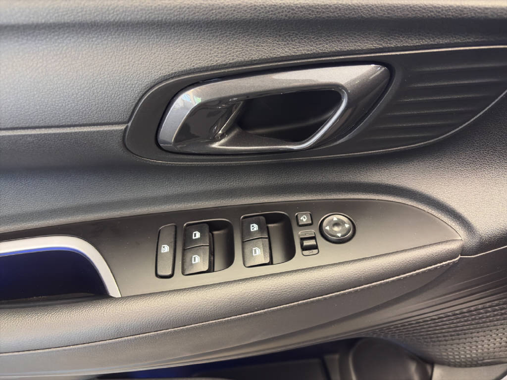 HYUNDAI i20 1.0 T-GDi Vertex-image-2