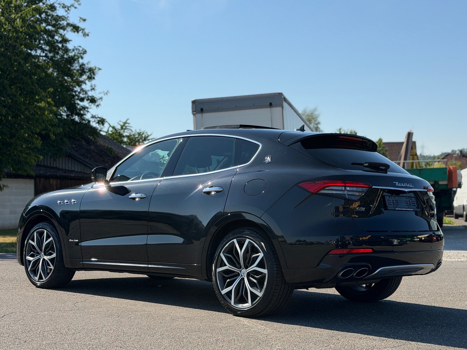 MASERATI Levante S 3.0 V6 GranLusso Automatica-image-5