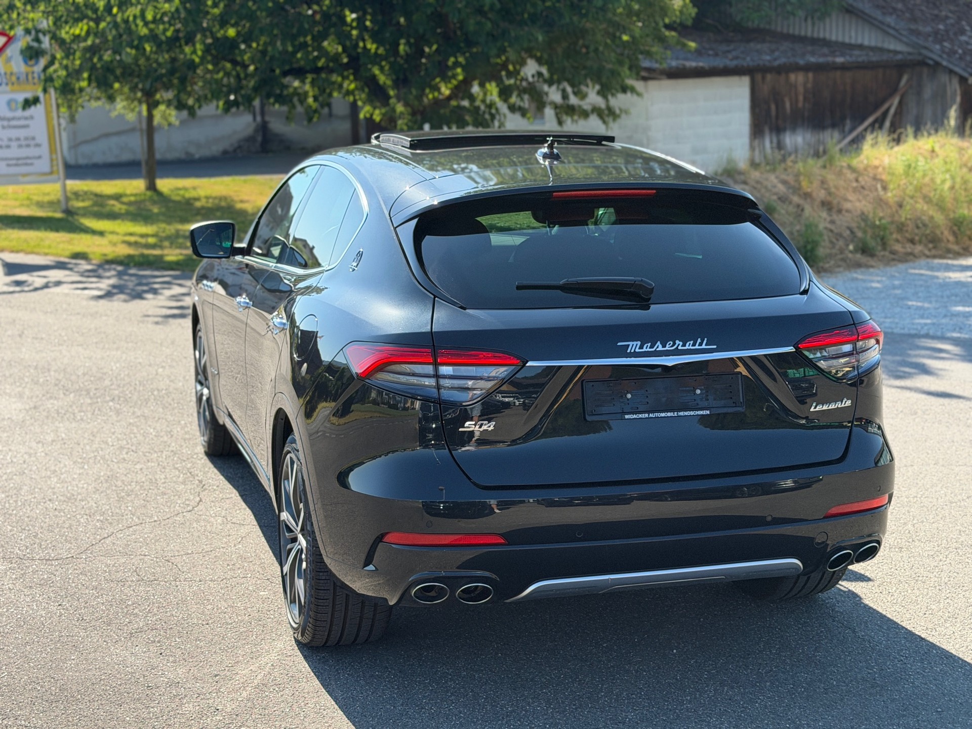 MASERATI Levante S 3.0 V6 GranLusso Automatica-image-15