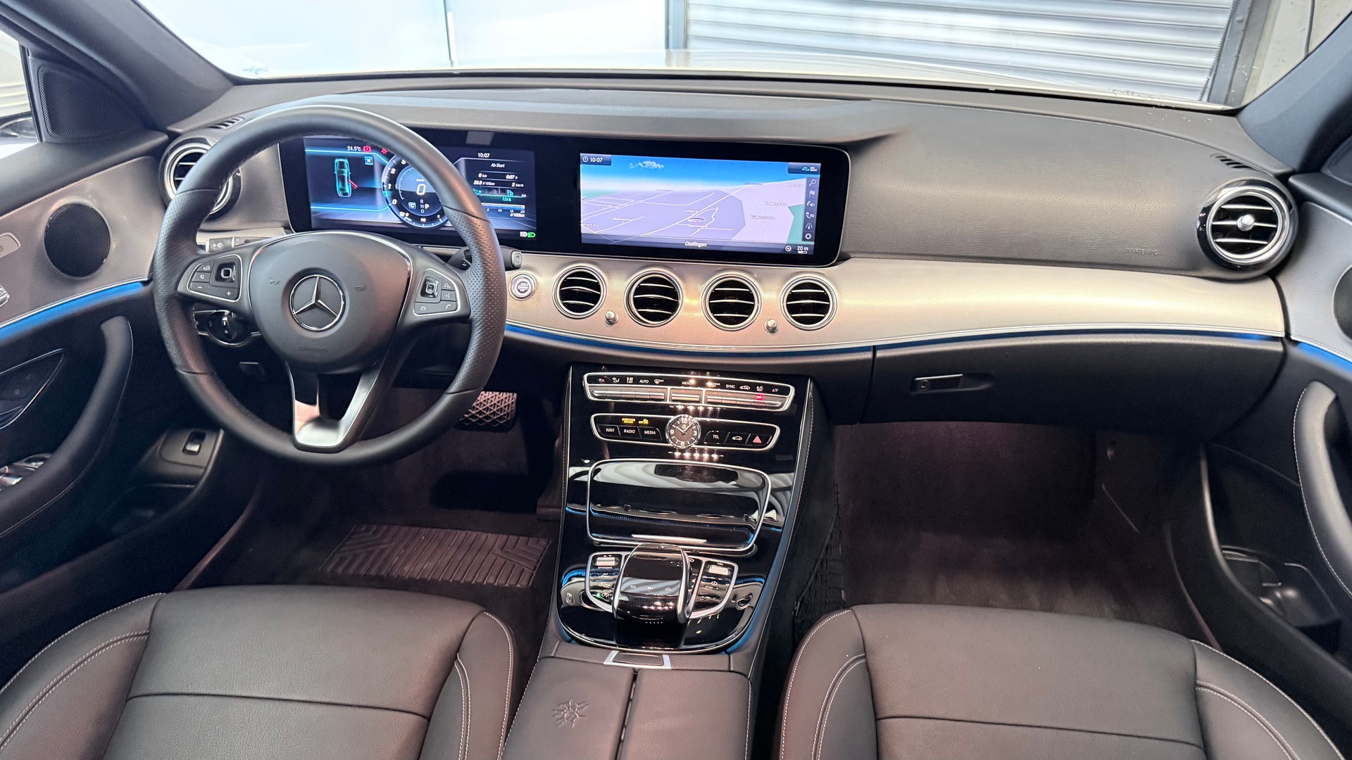 MERCEDES-BENZ E 200 Avantgarde 4matic-image-20