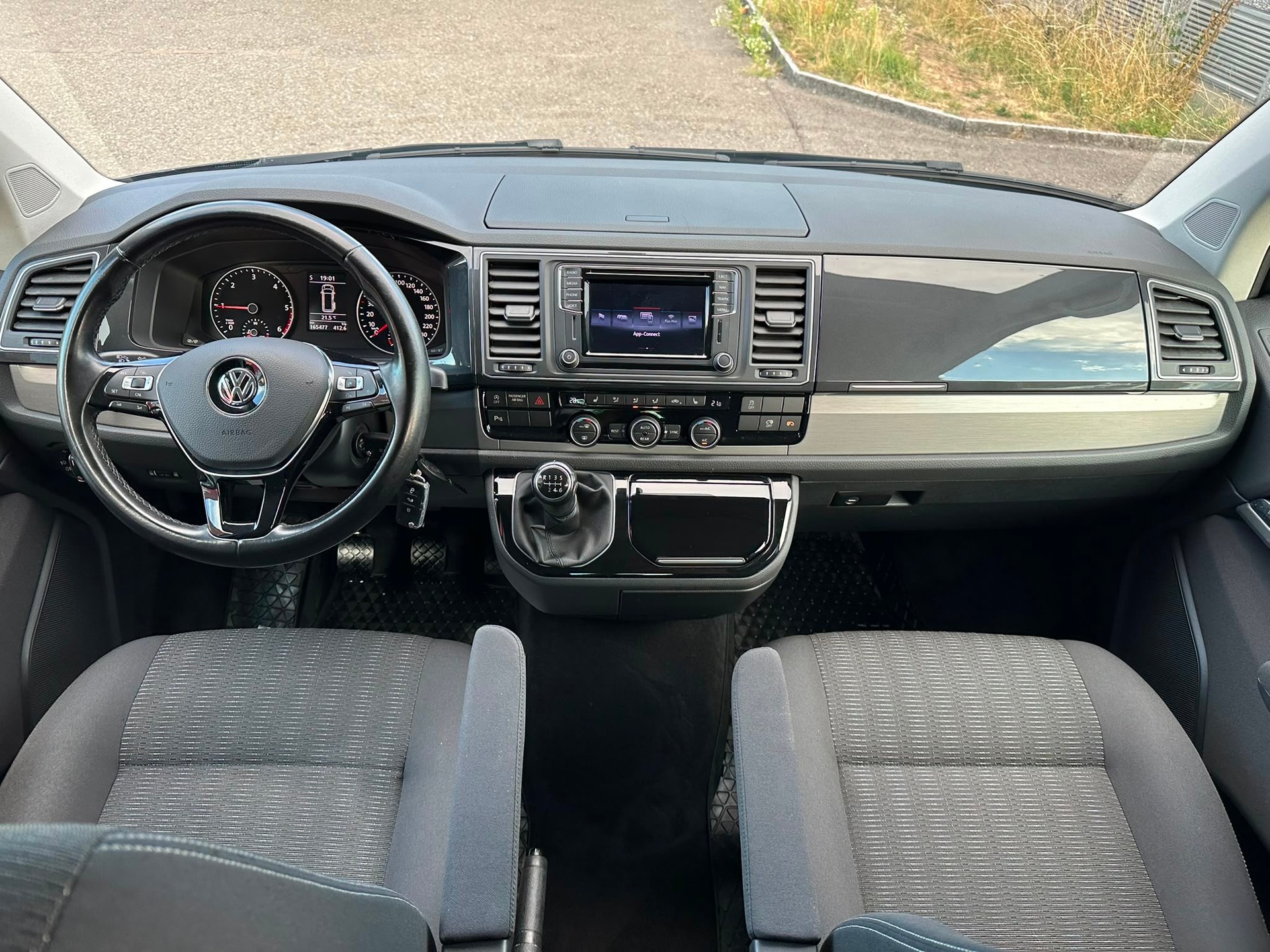 VW T6 Multivan 2.0 Bi-TDI Comfortline 4Motion-image-12