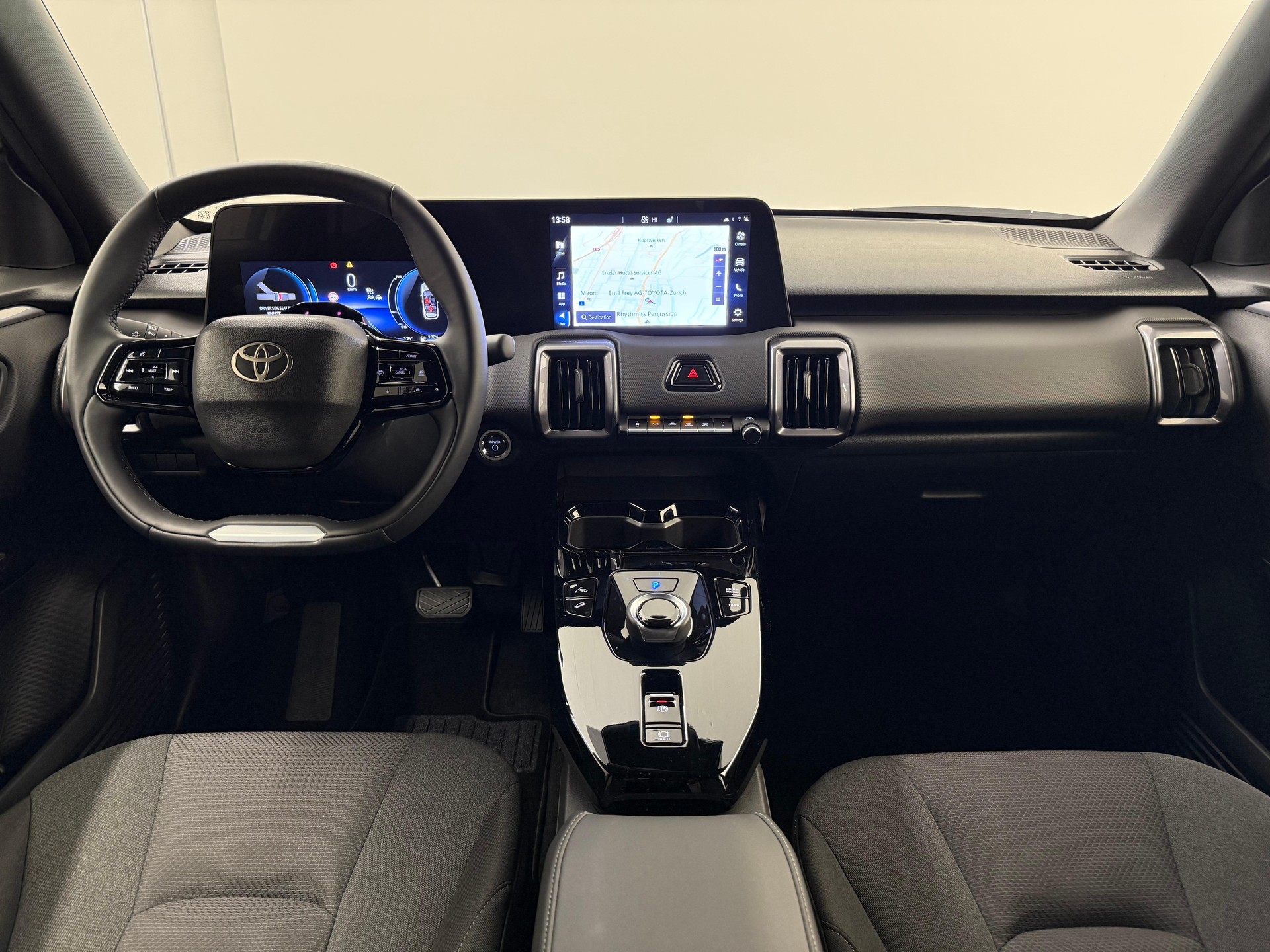 TOYOTA Urban Cruiser Trend AWD-image-6