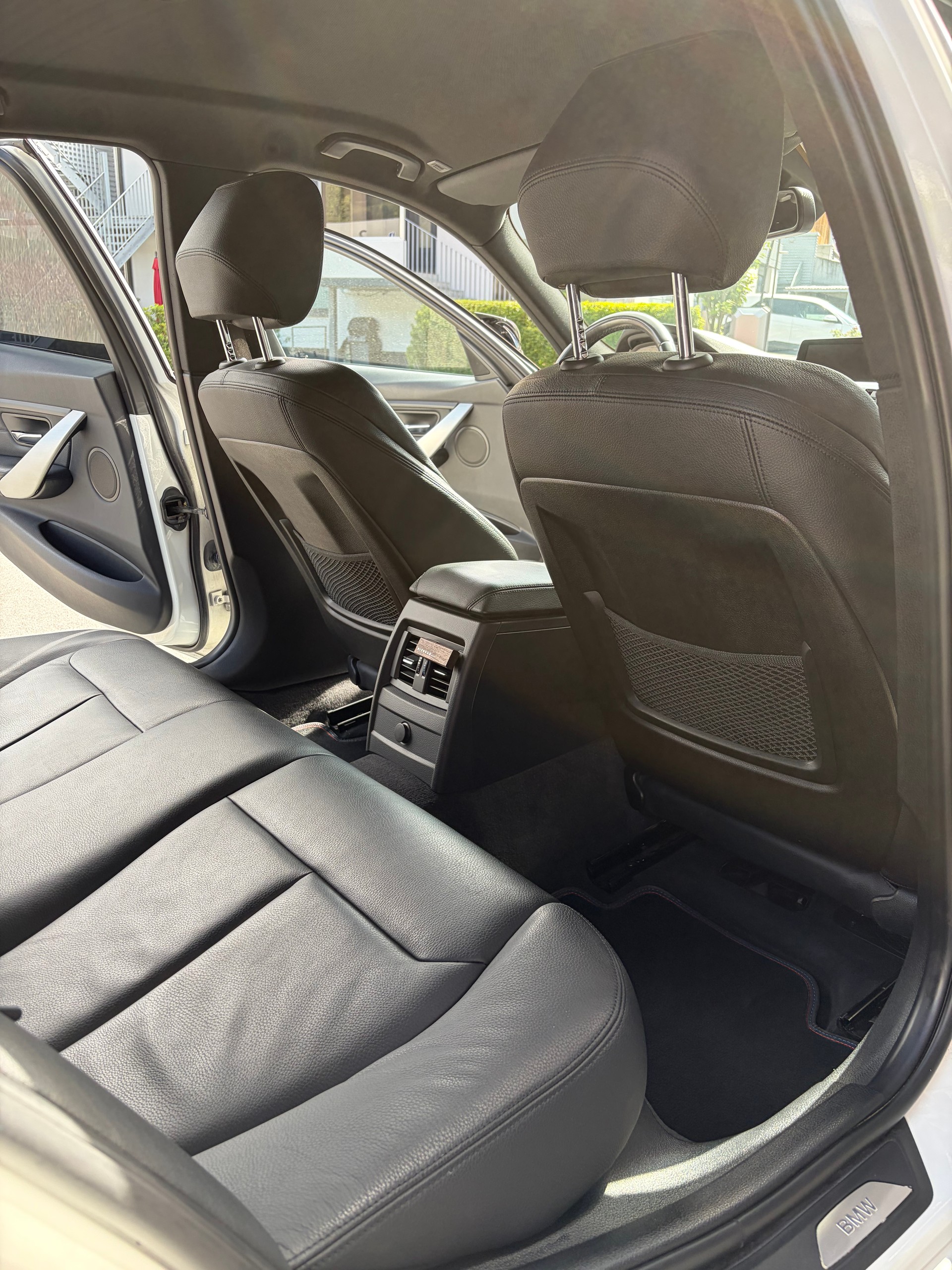BMW 328i xDrive Sportsline-image-5