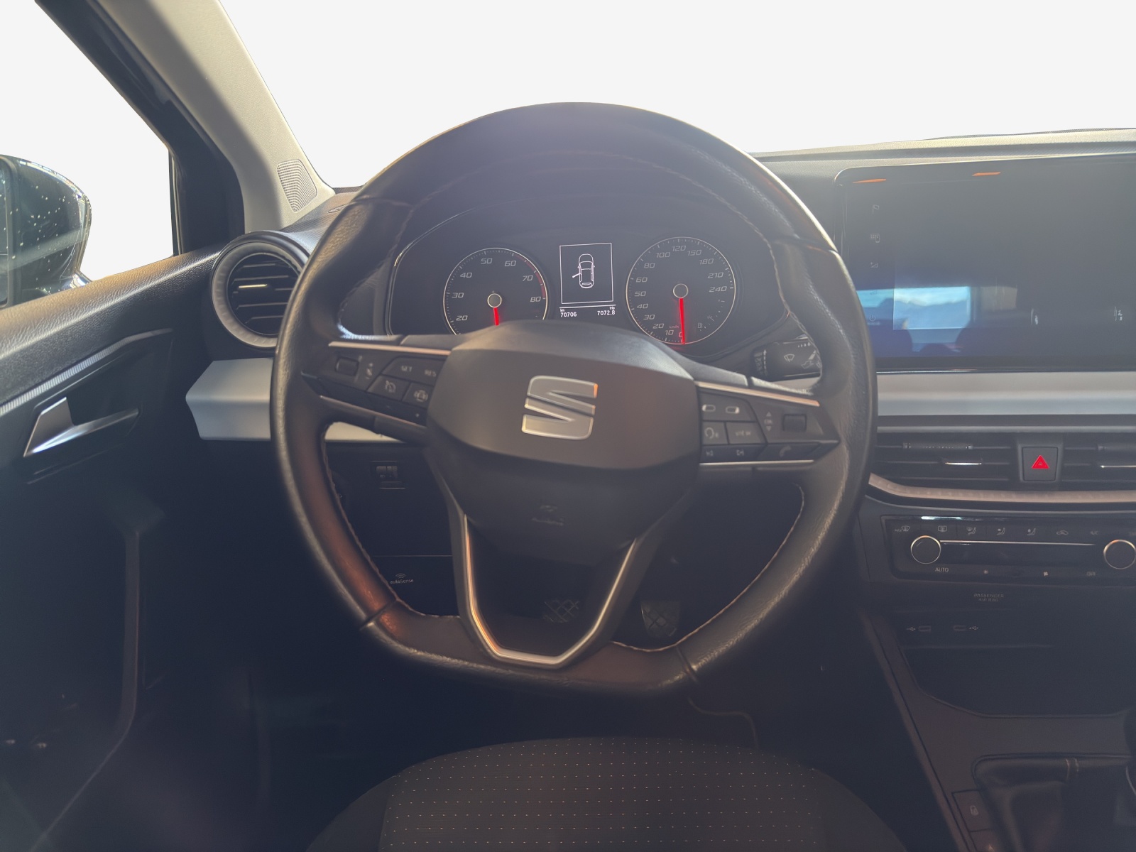 SEAT Ibiza 1.0 EcoTSI Last Edition-image-9