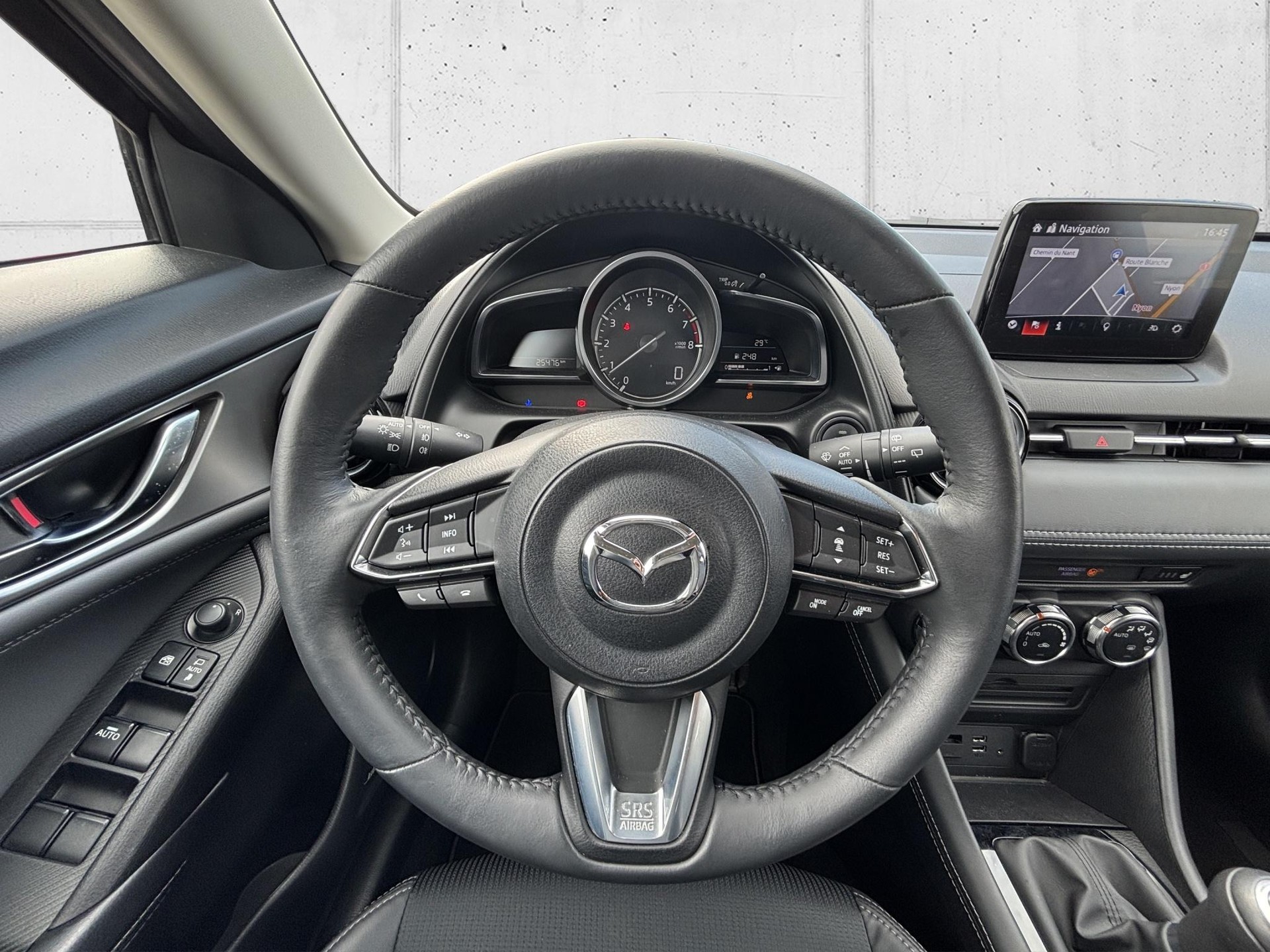 MAZDA CX-3 2.0 Revolution-image-9