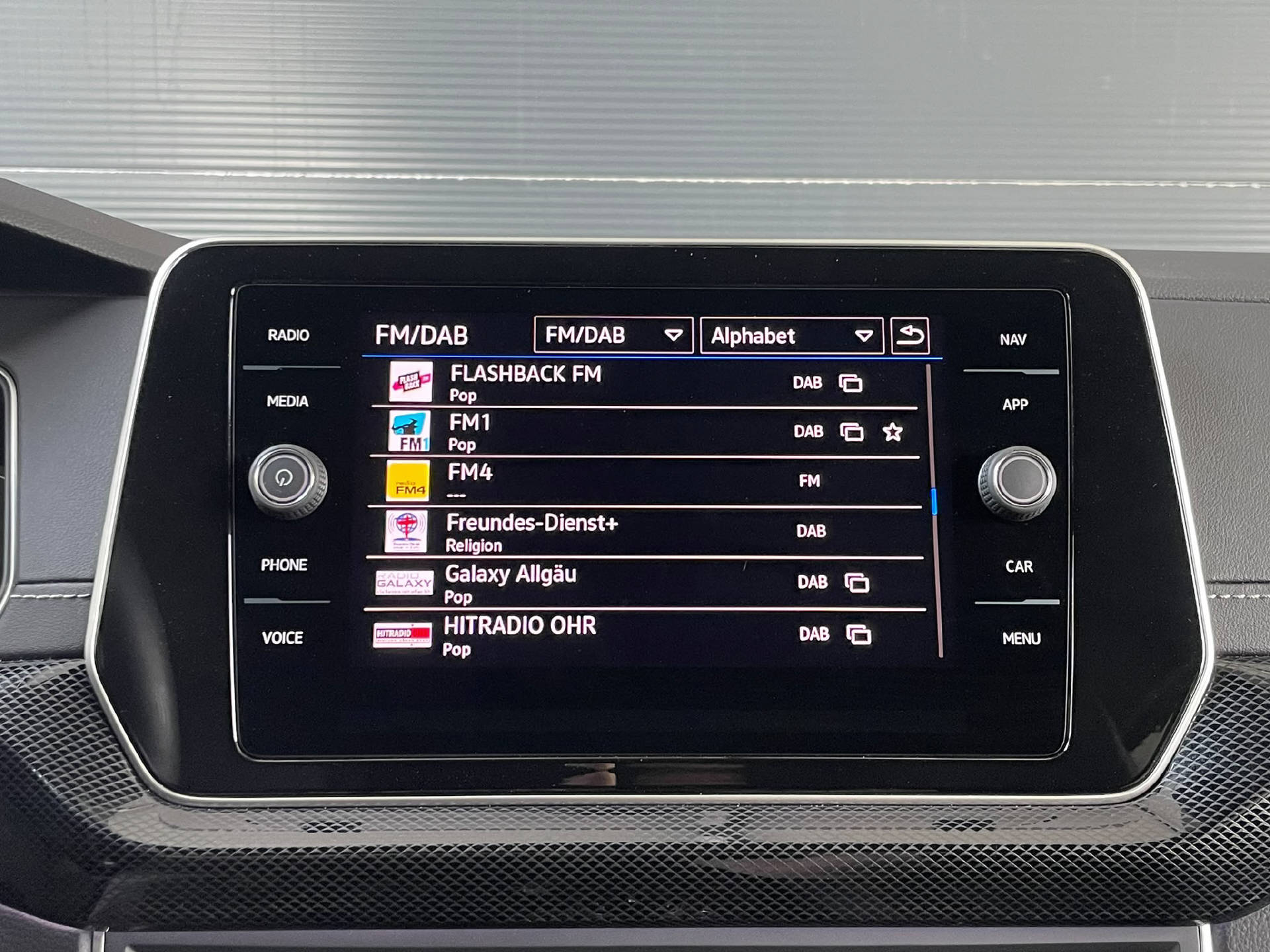 VW T-Cross 1.5 TSI R-Line DSG-image-16
